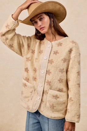 Hidden pockets Seasonal Basic IT4771G-01 | FLORAL PATTERN SHERPA CARDIGAN WITH PATCH POCKETS