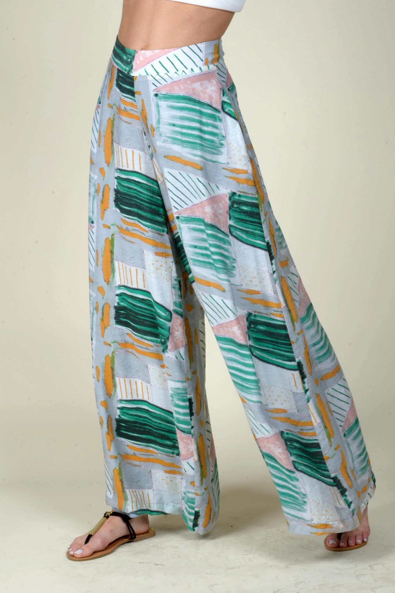 Jovi Pants - Rum Baba Timeless Design