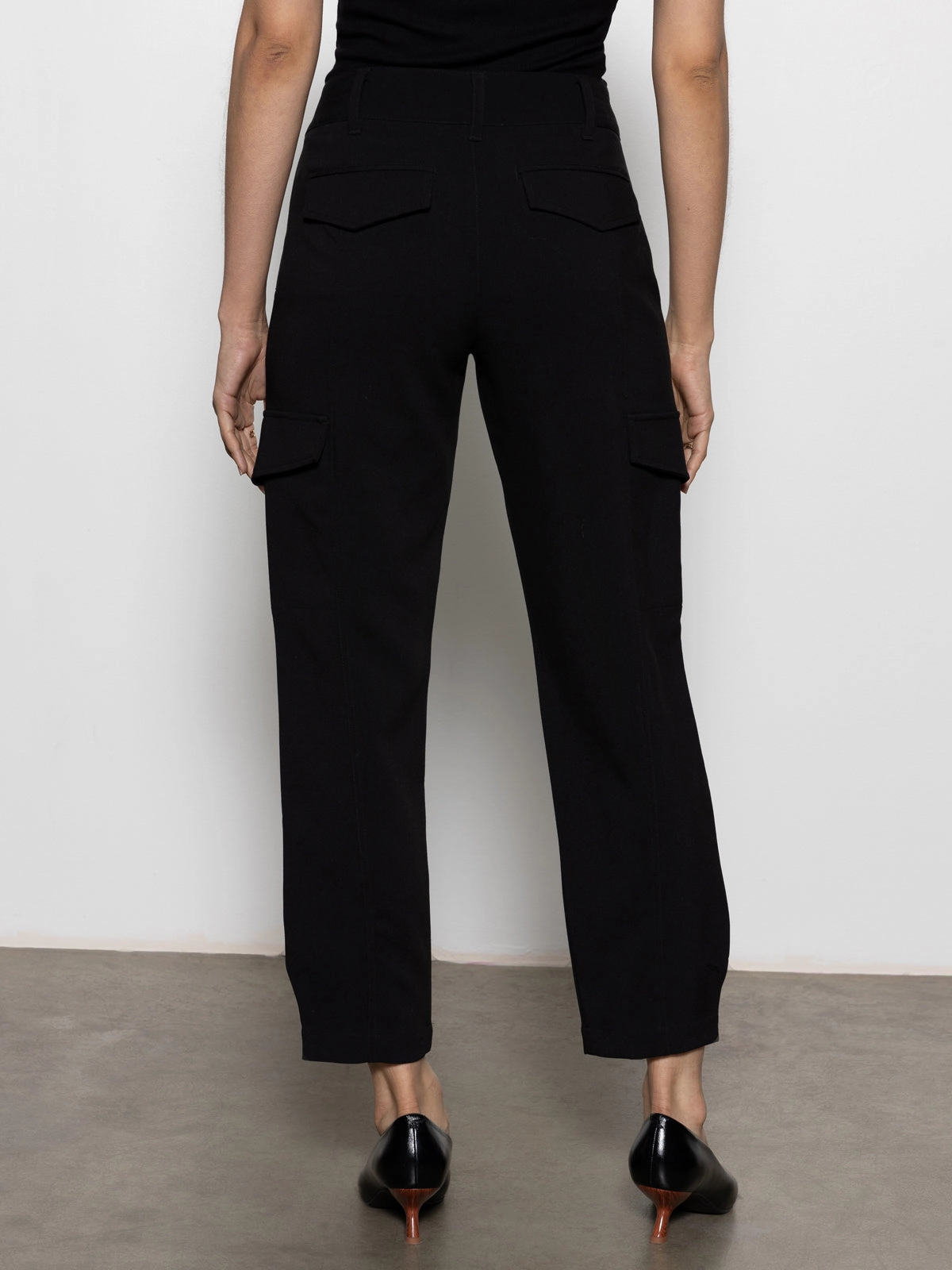 Korean-style Polished Standard Rise Cargo Pant Black