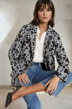 Wool blend Winter Chic Kylie Floral Blazer