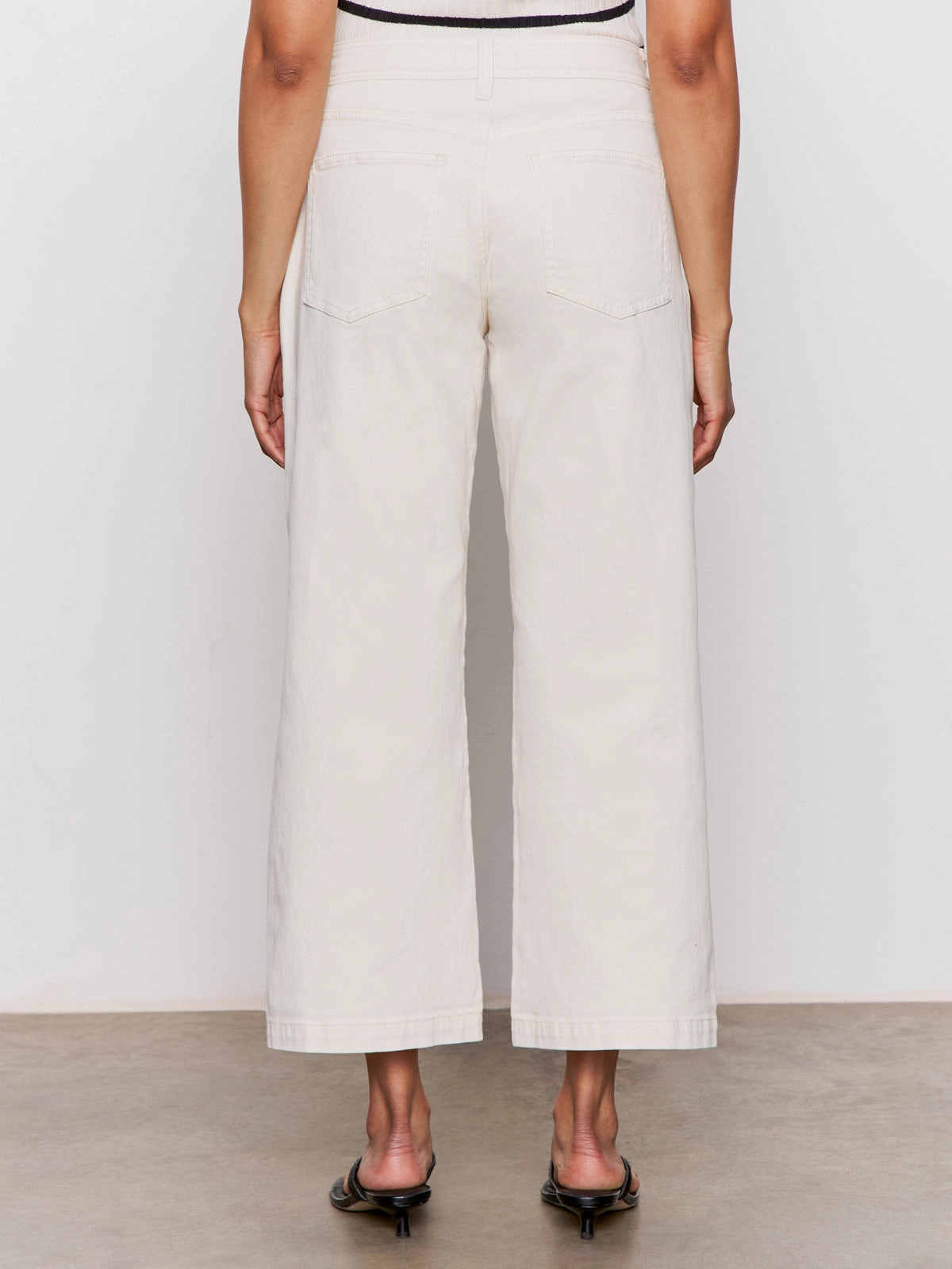 League Crop Jeans Light Oat Affordable