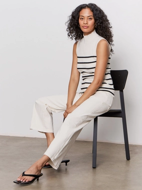 Lined interior League Crop Jeans Light Oat