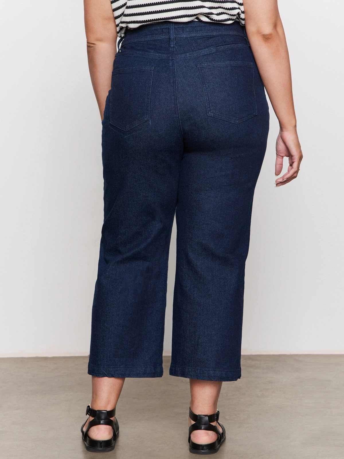 League Crop Jeans Plot Twist Extended Sizing Cuffed