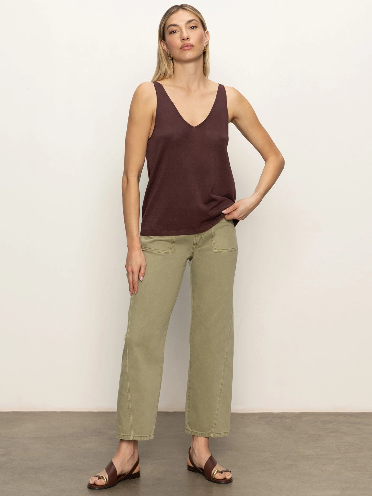 Light Comfort V-Neck Knitwear Tank Mesa