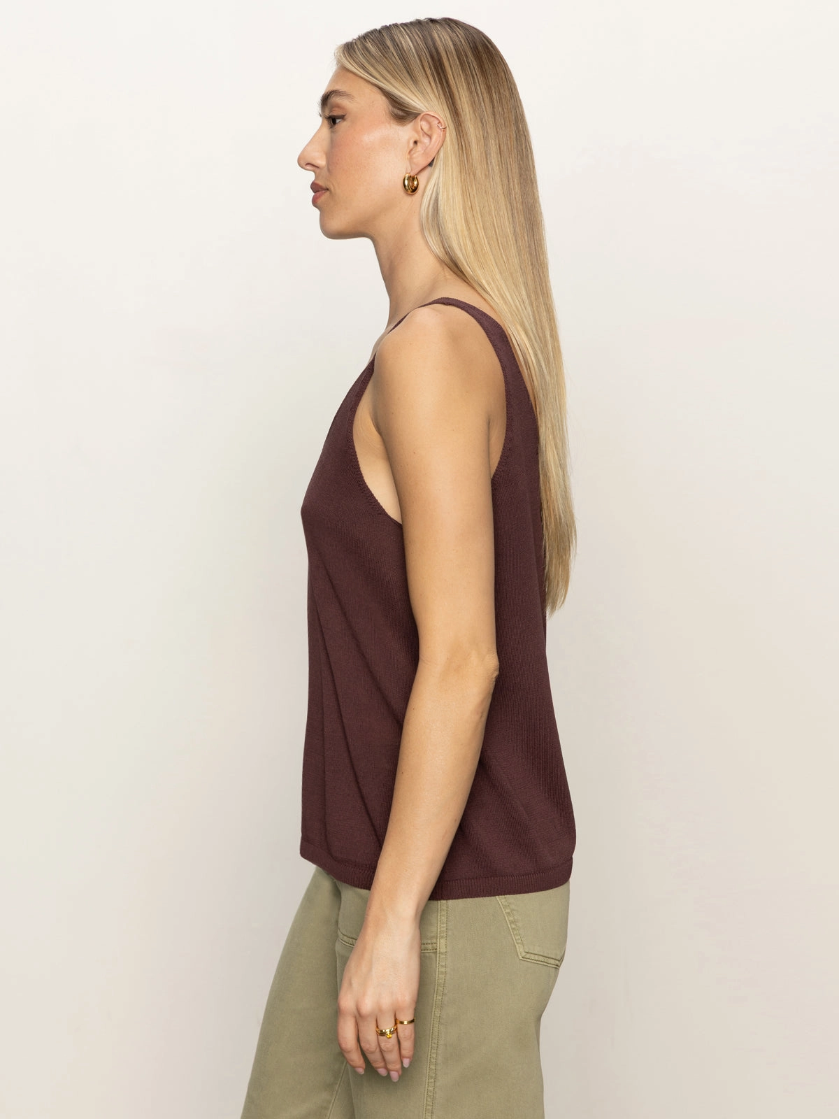 Light Comfort V-Neck Knitwear Tank Mesa