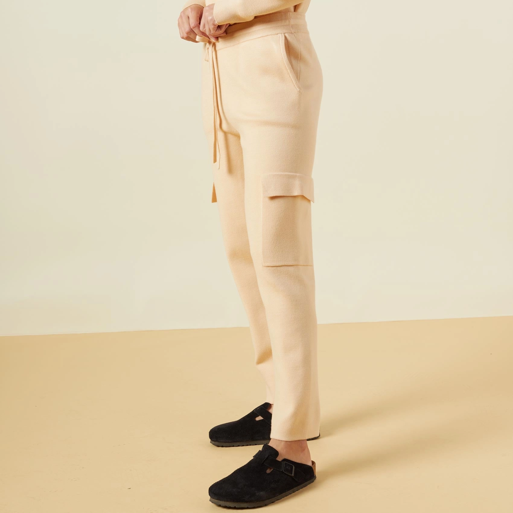 Light Textures Supersoft Sweater Knit Cargo Jogger