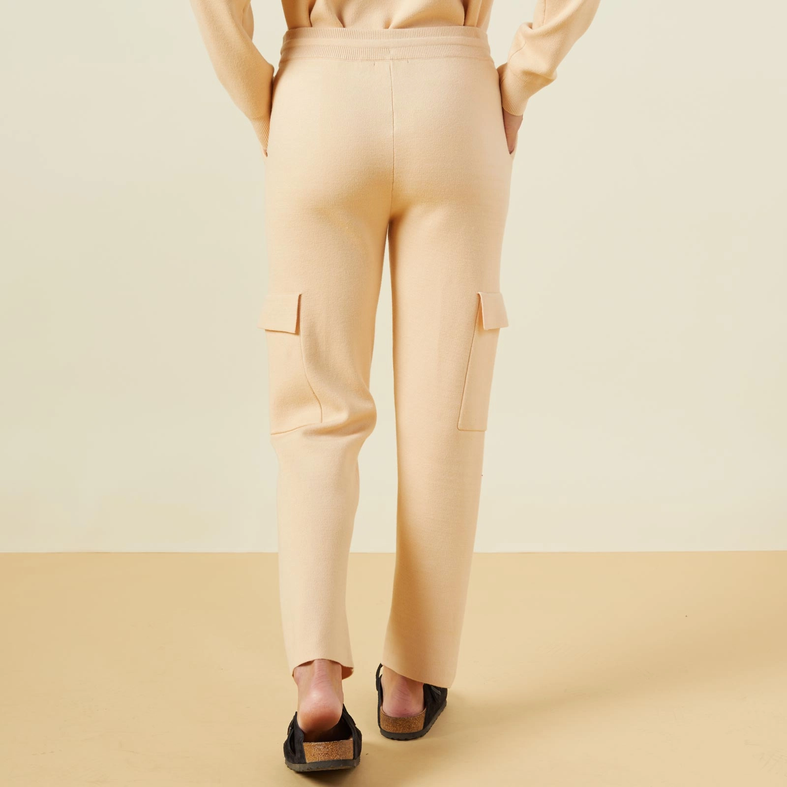 Light Textures Supersoft Sweater Knit Cargo Jogger