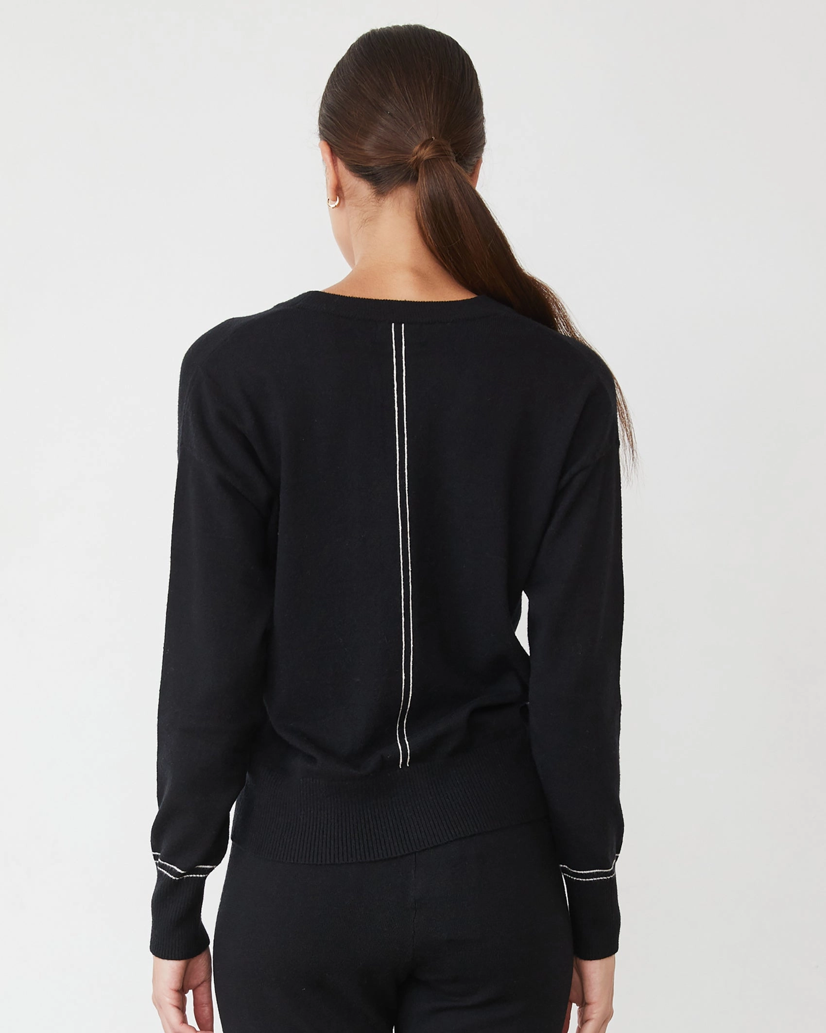 Lightknit Cardigan Timeless Style