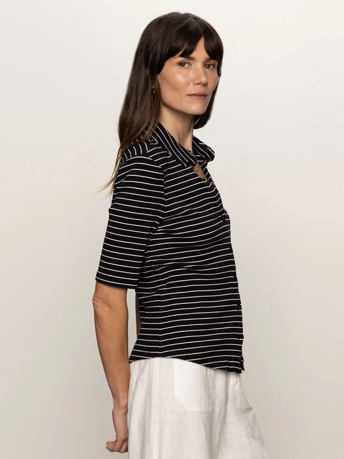 Lightweight Feel Half Sleeve Ribbed Knit Shirt Black Chalk Stripe