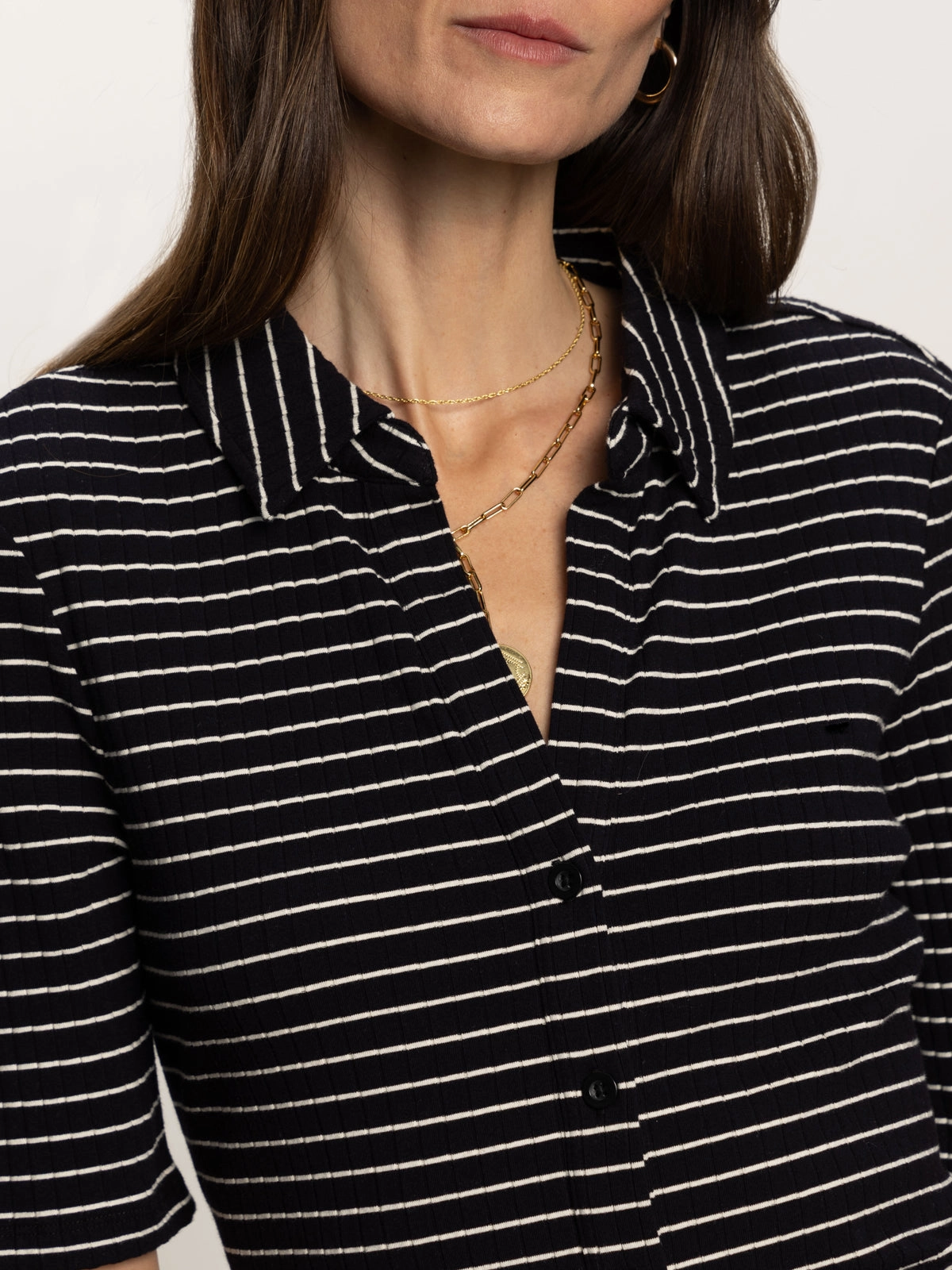 Lightweight Feel Half Sleeve Ribbed Knit Shirt Black Chalk Stripe