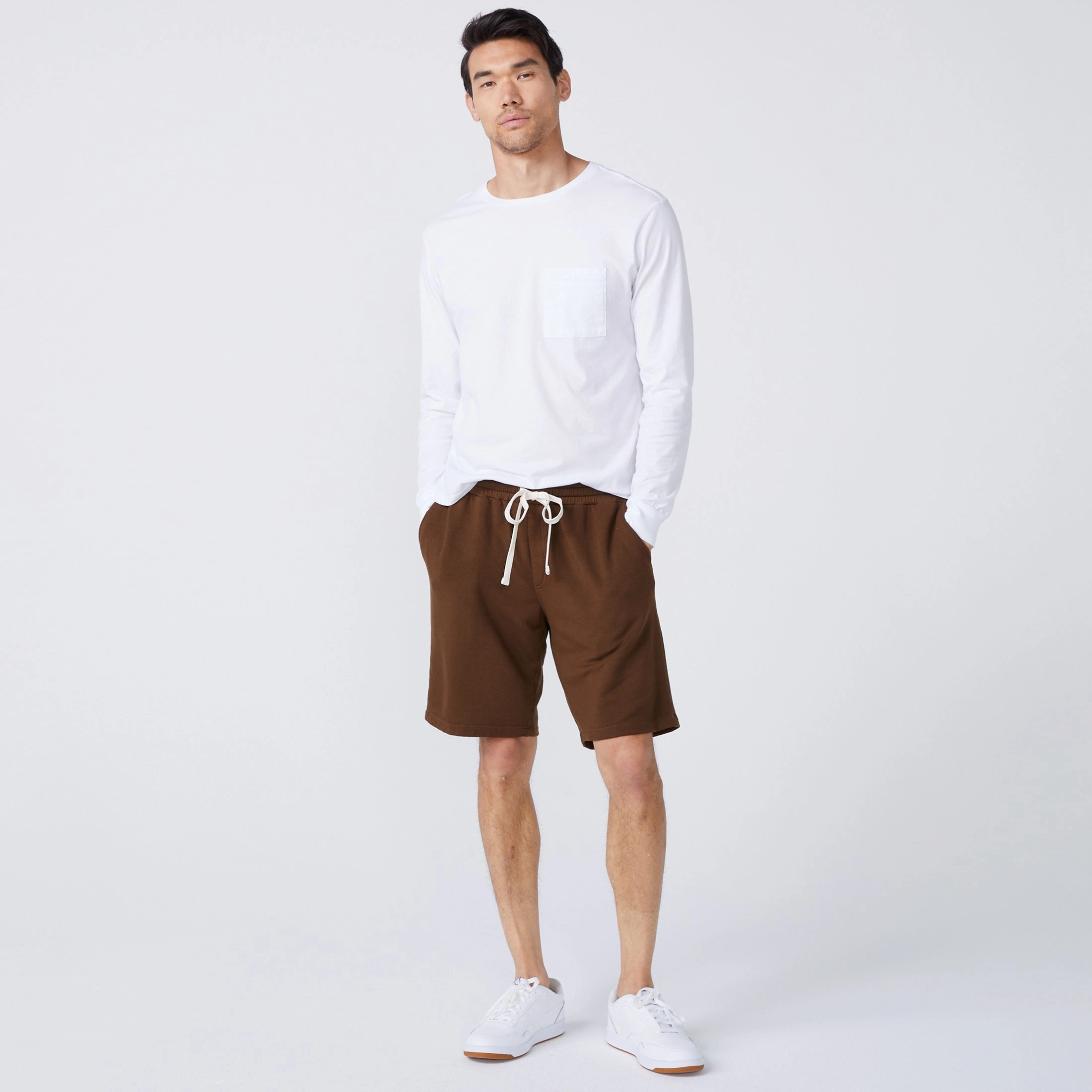 Long Sleeve Pocket Crew Versatile Chic Fit