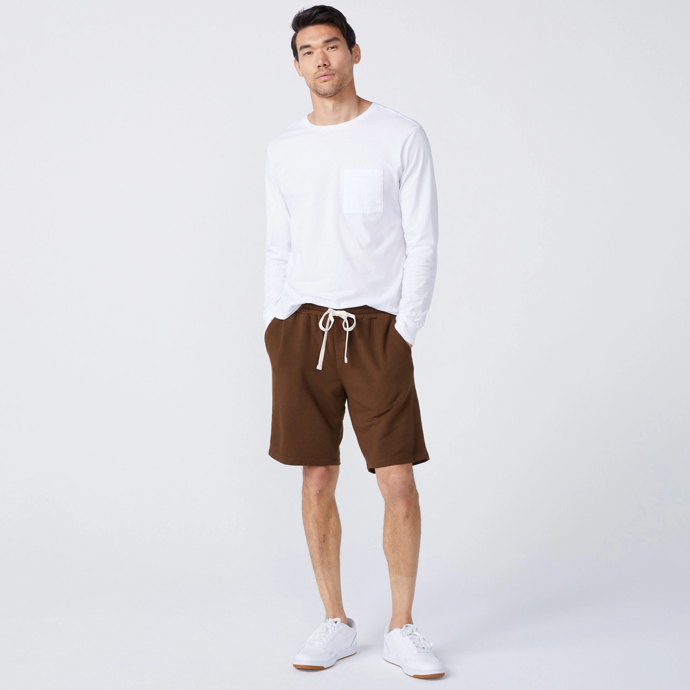 Long Sleeve Pocket Crew Versatile Chic Fit