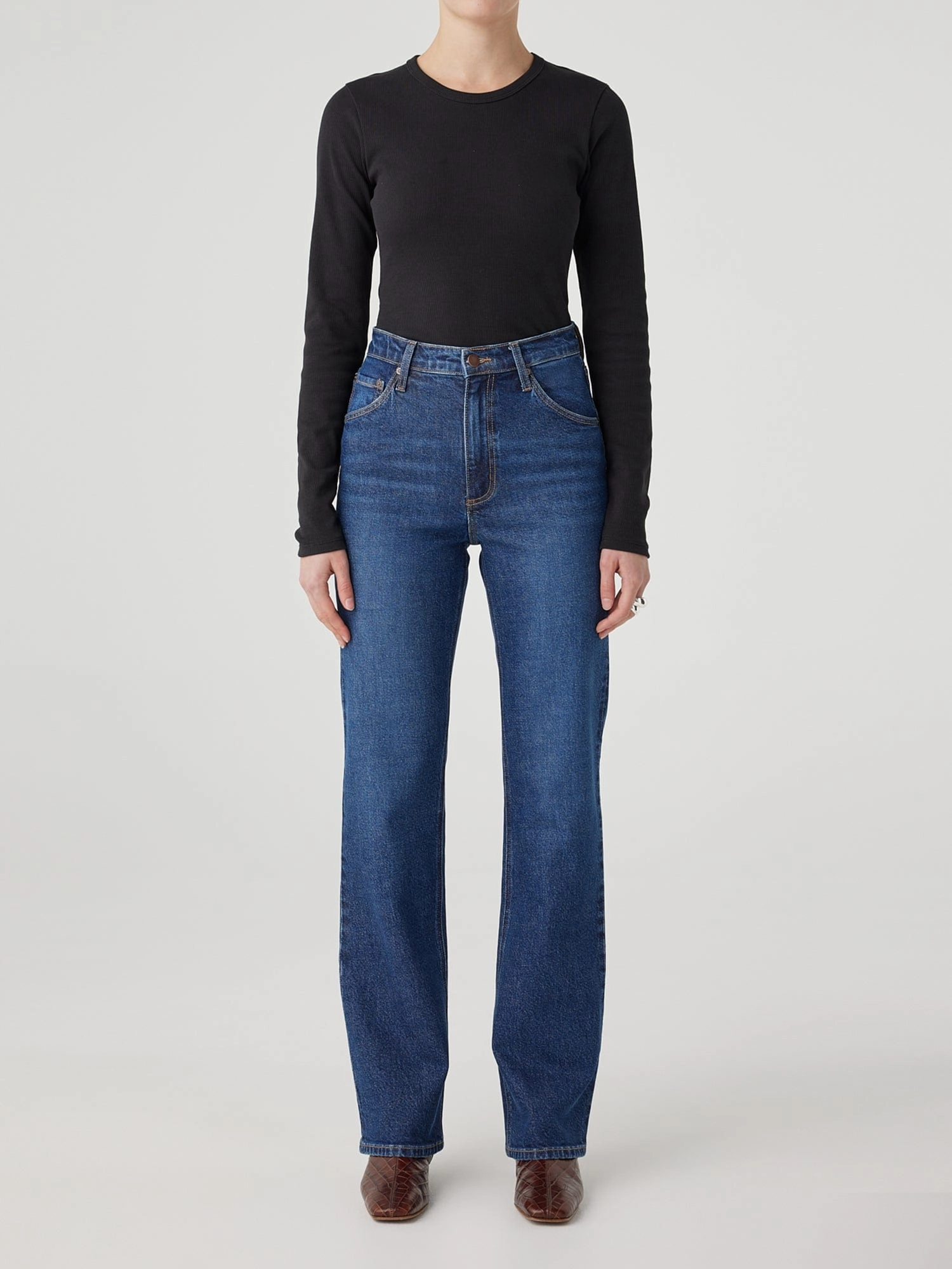 Loretta Jean Dark Steel Comfy Charm