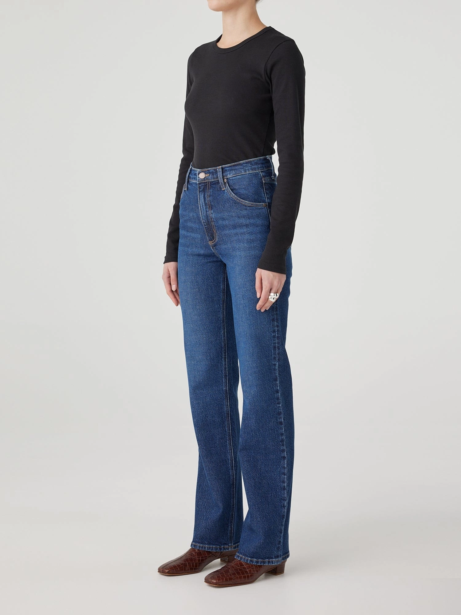 Loretta Jean Dark Steel Comfy Charm