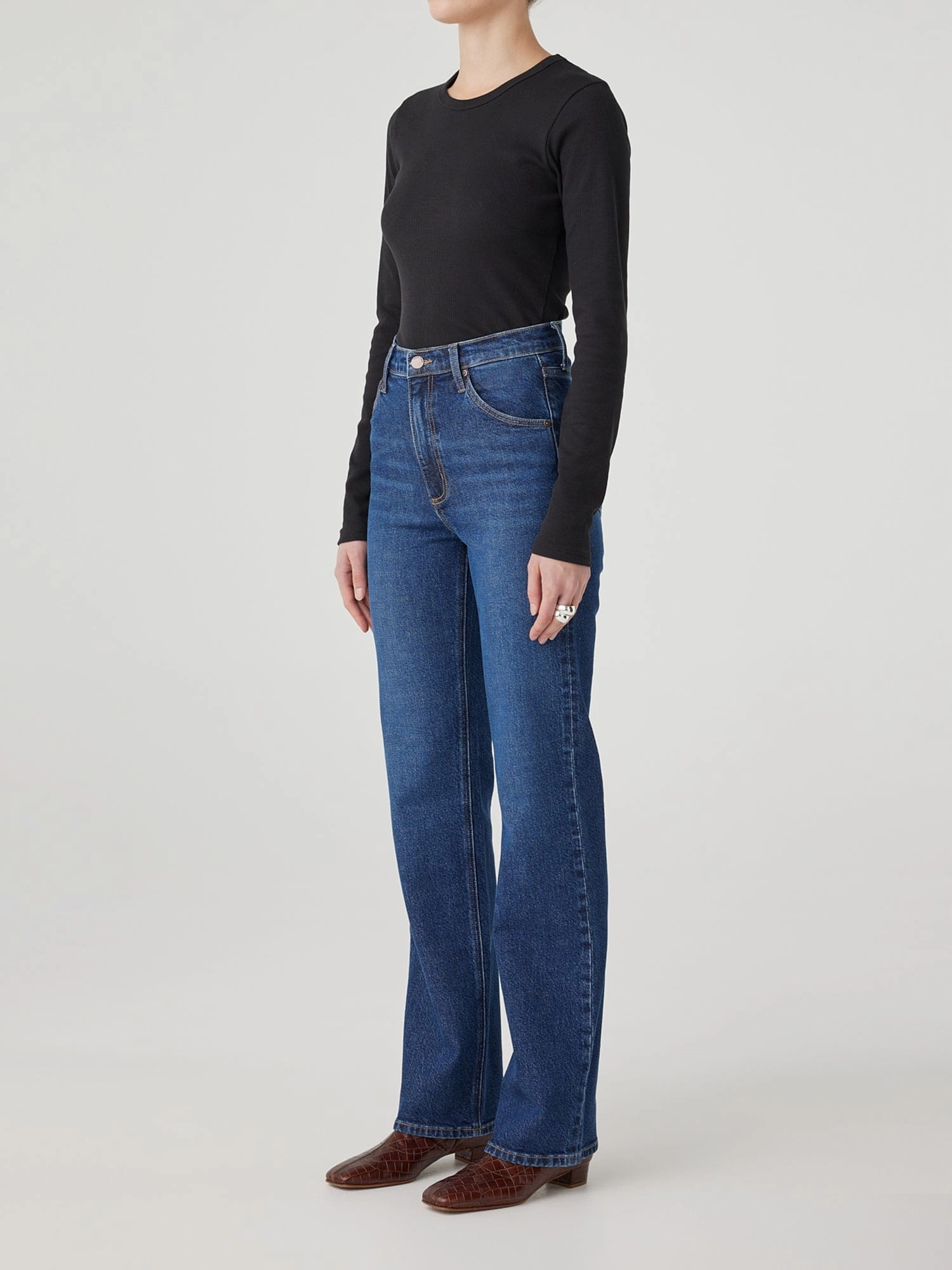 Loretta Jean Dark Steel Comfy Charm