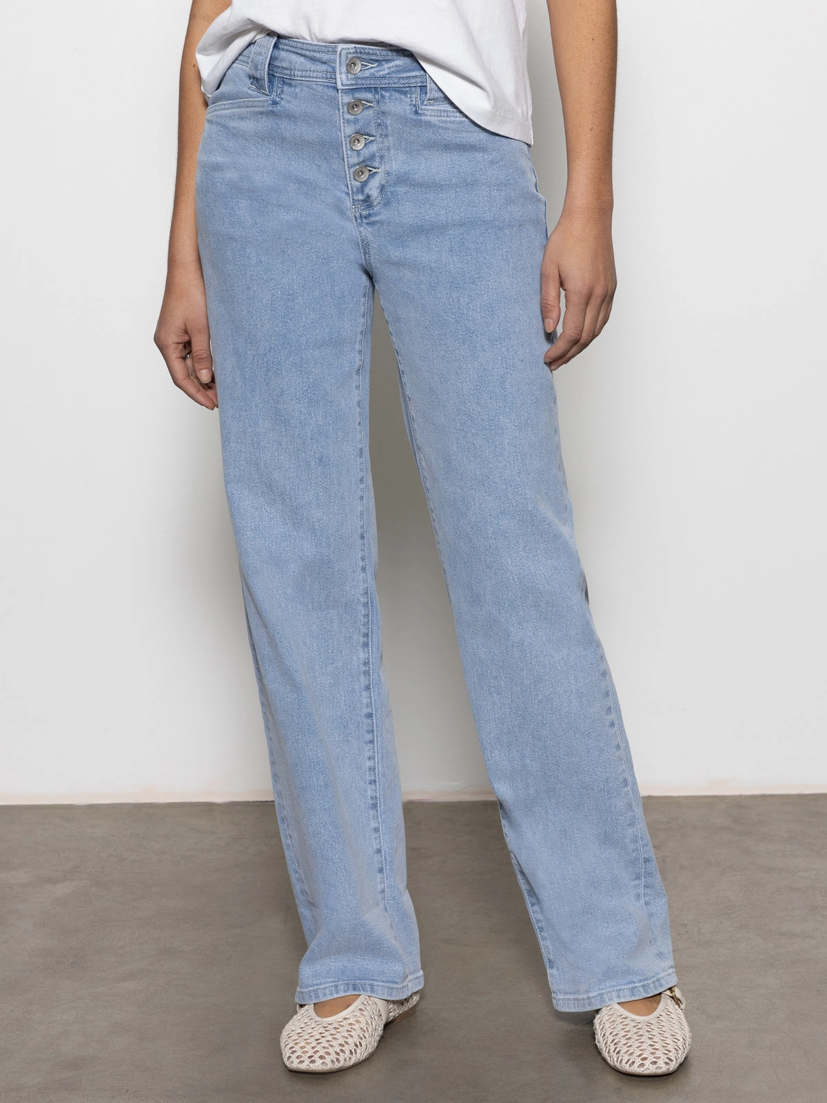 Luna Cuffed Standard Rise Jeans Blue Moonlight Capri