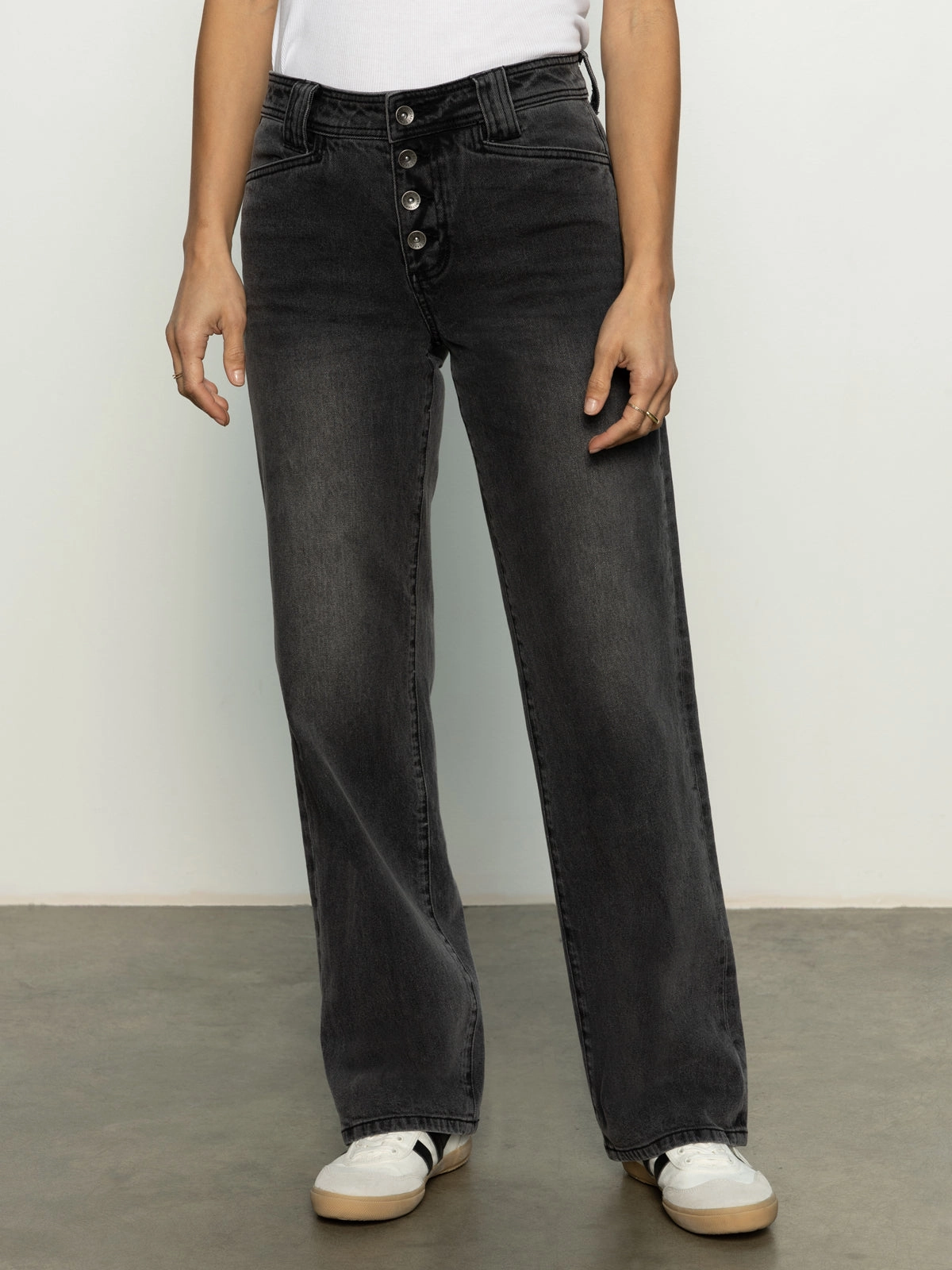 All Season Style Luna Cuffed Standard Rise Jeans Dark Smoke