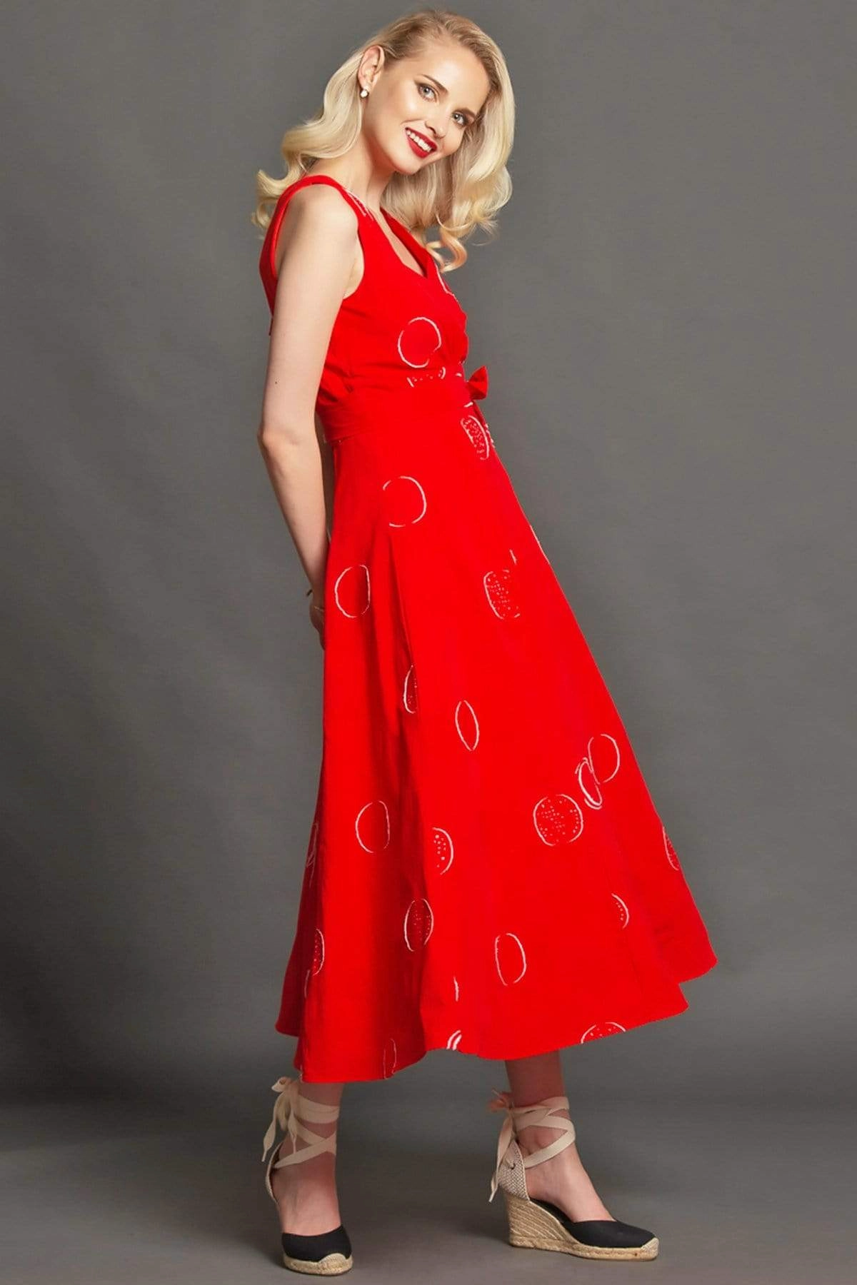 Masha Dress - Ruby Woo Simple Elegance