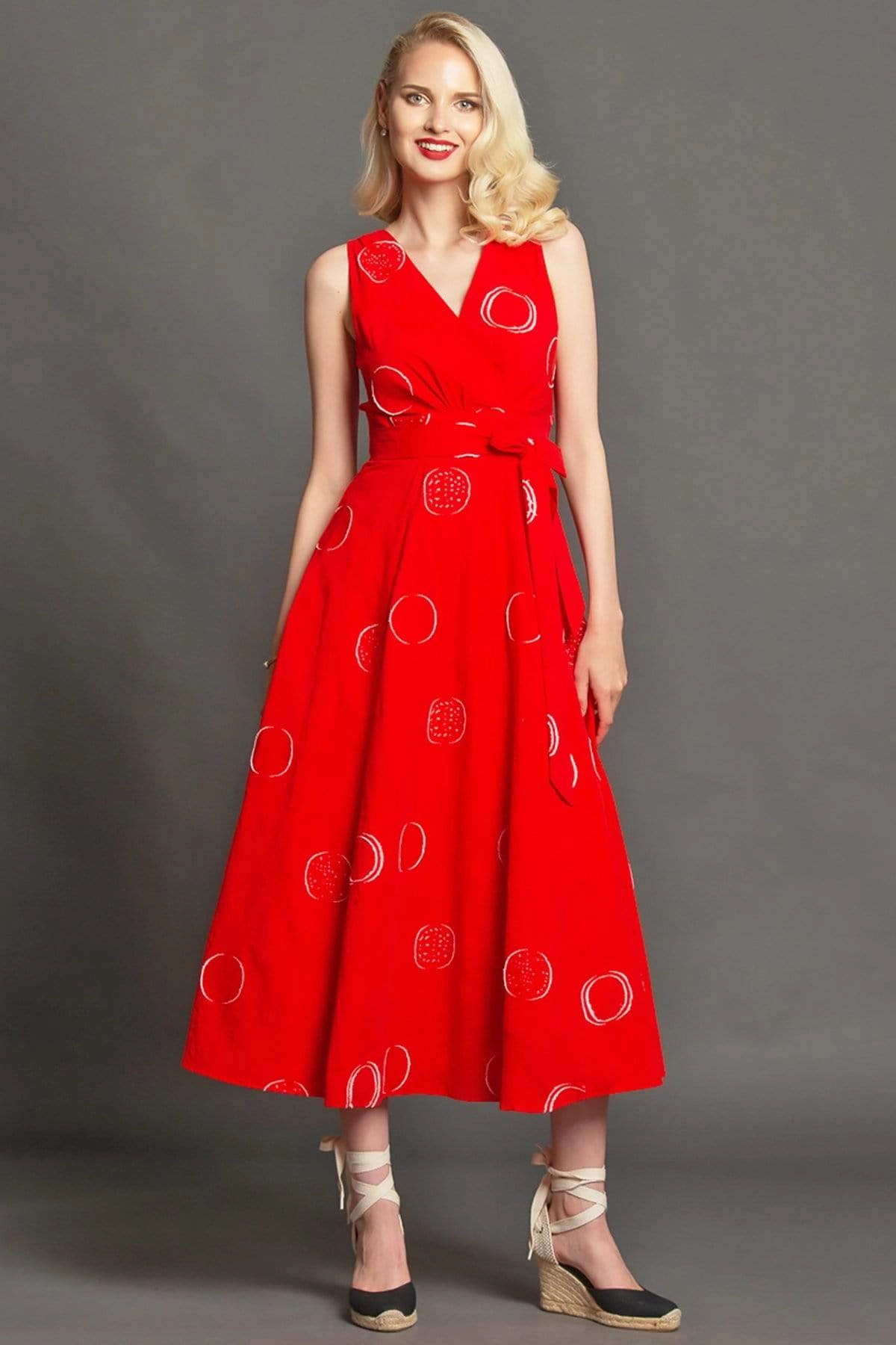 Masha Dress - Ruby Woo Relaxed fit for outings