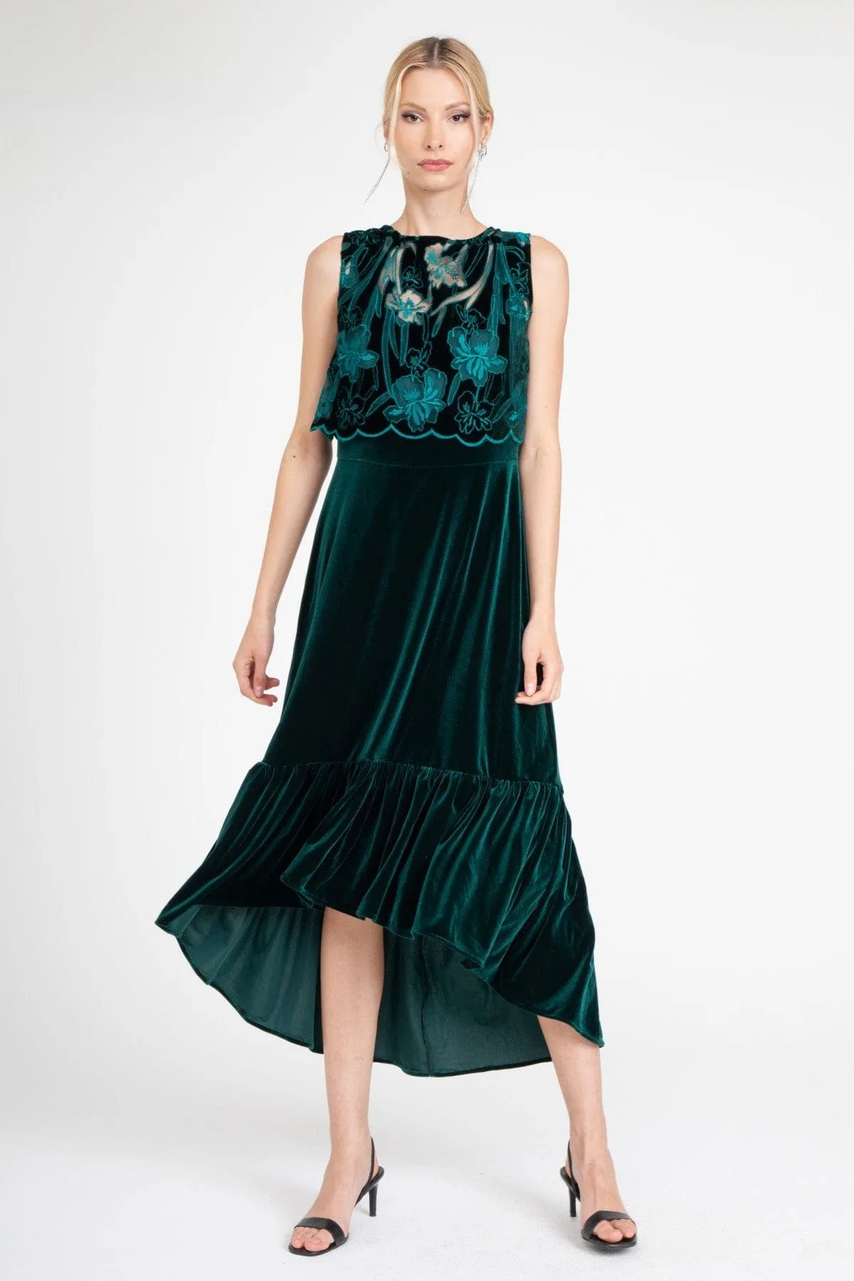 Travel Easy The maxi length of this dress provides full coverage while still maintaining a lightweight feel Brie Dress  Teal Petal