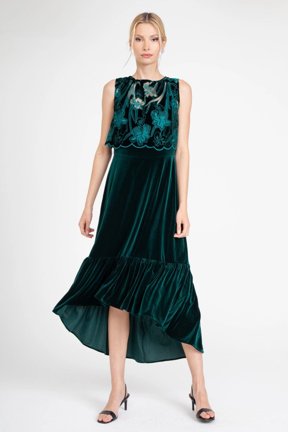 Travel Easy The maxi length of this dress provides full coverage while still maintaining a lightweight feel Brie Dress  Teal Petal