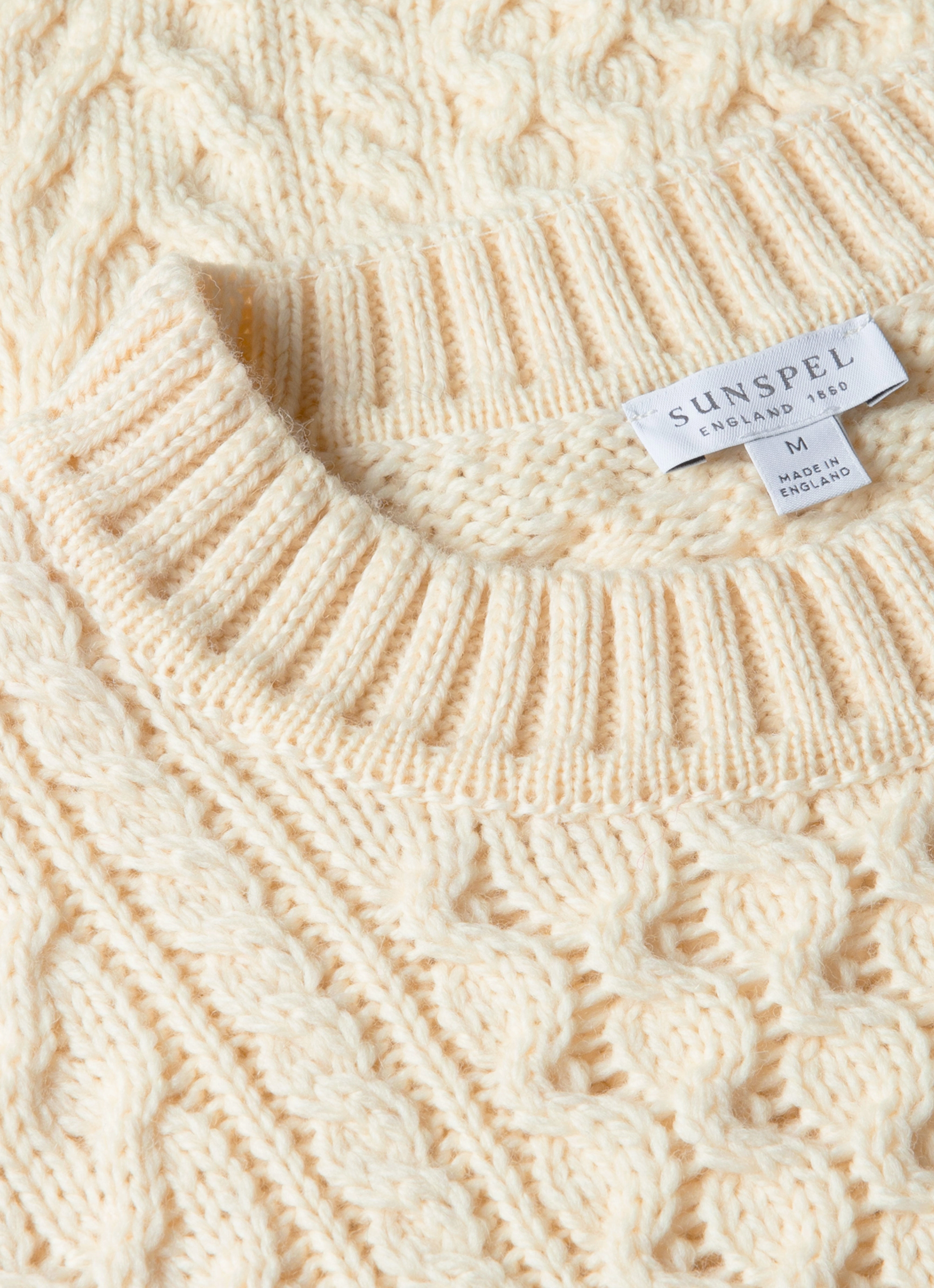 Men's Cable Knit Jumper in Ecru Thin Breathable