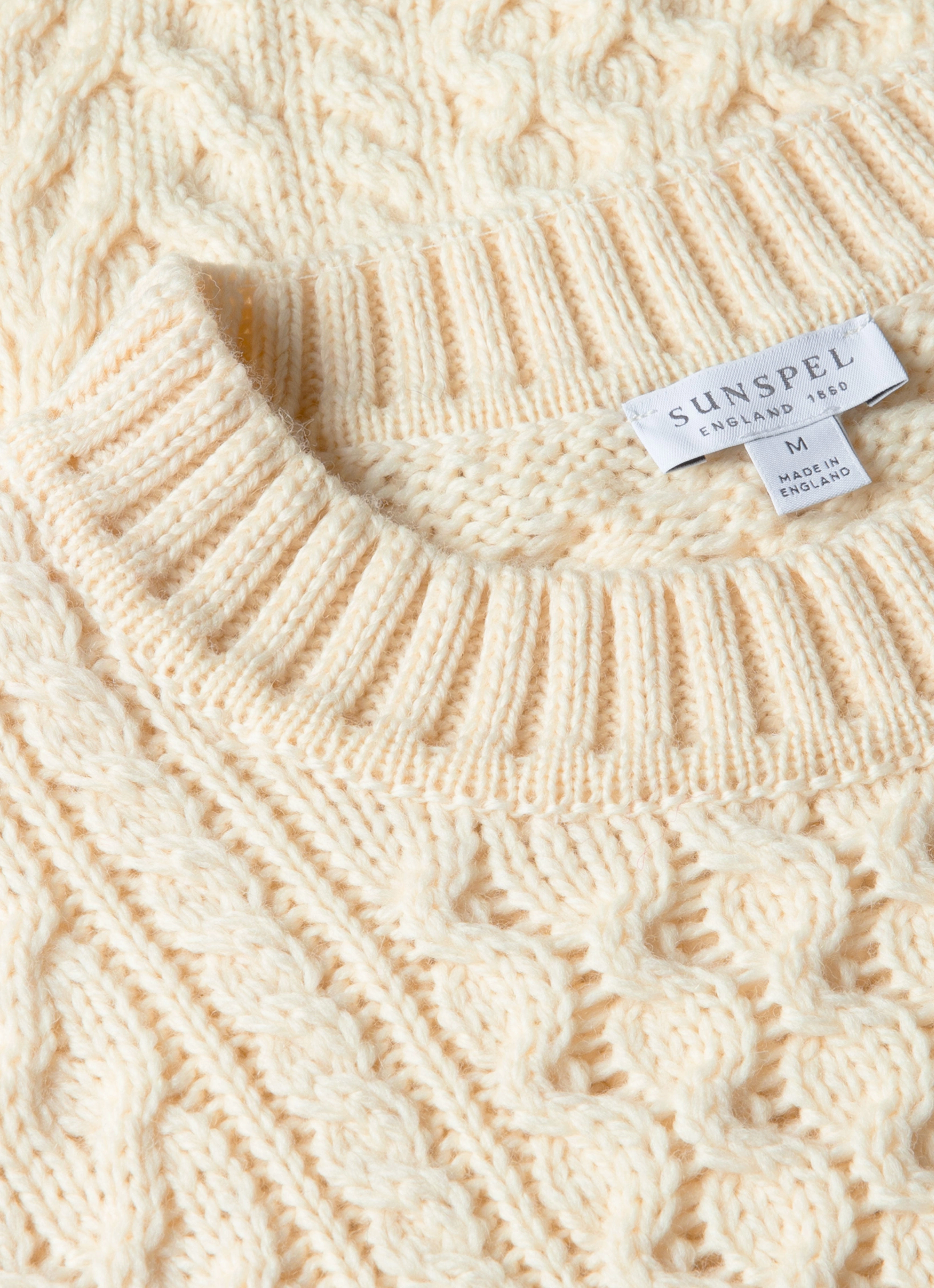 Men's Cable Knit Jumper in Ecru Thin Breathable