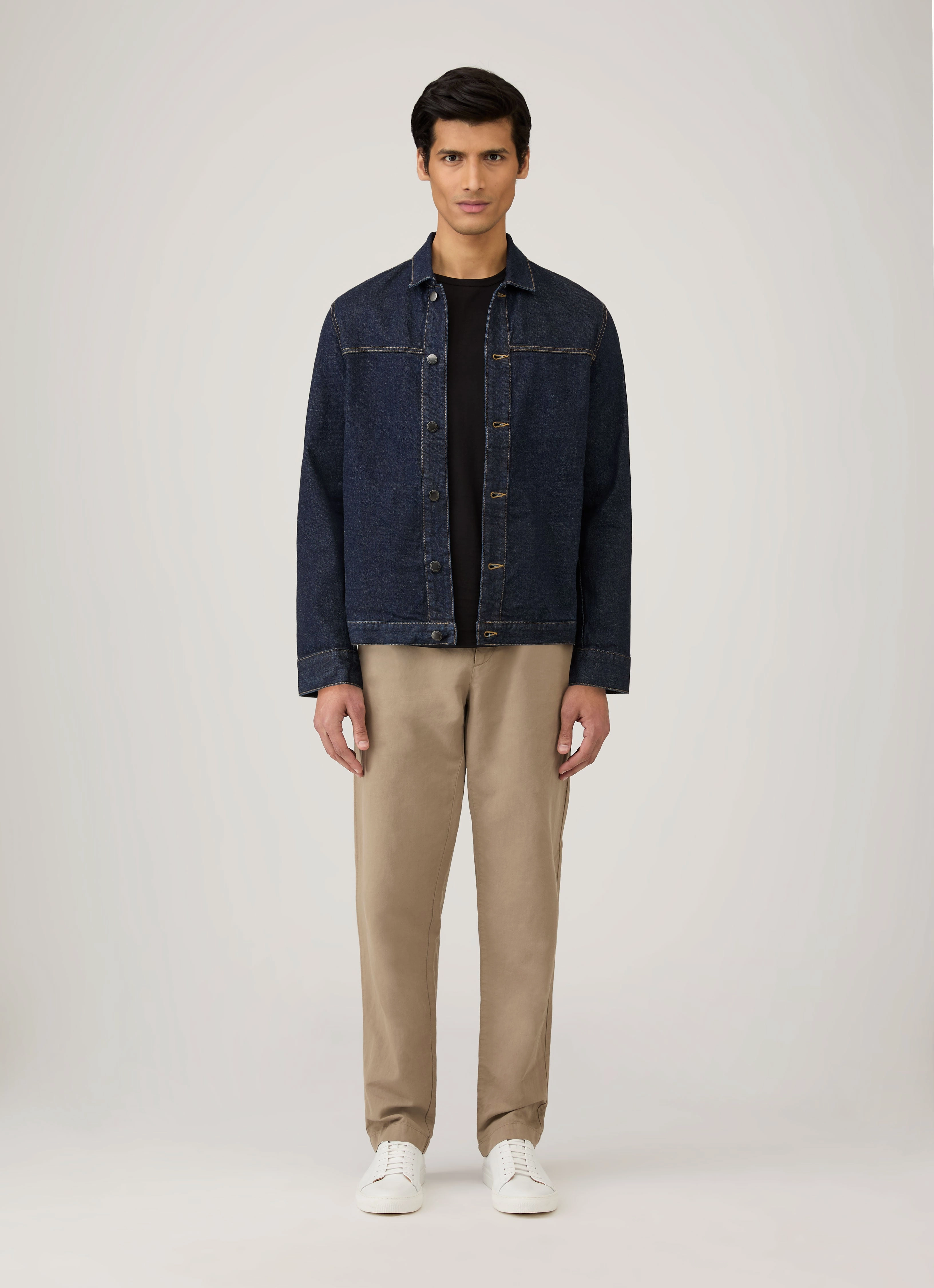 Men's Classic Long Sleeve T-shirt in Black Urban Fit