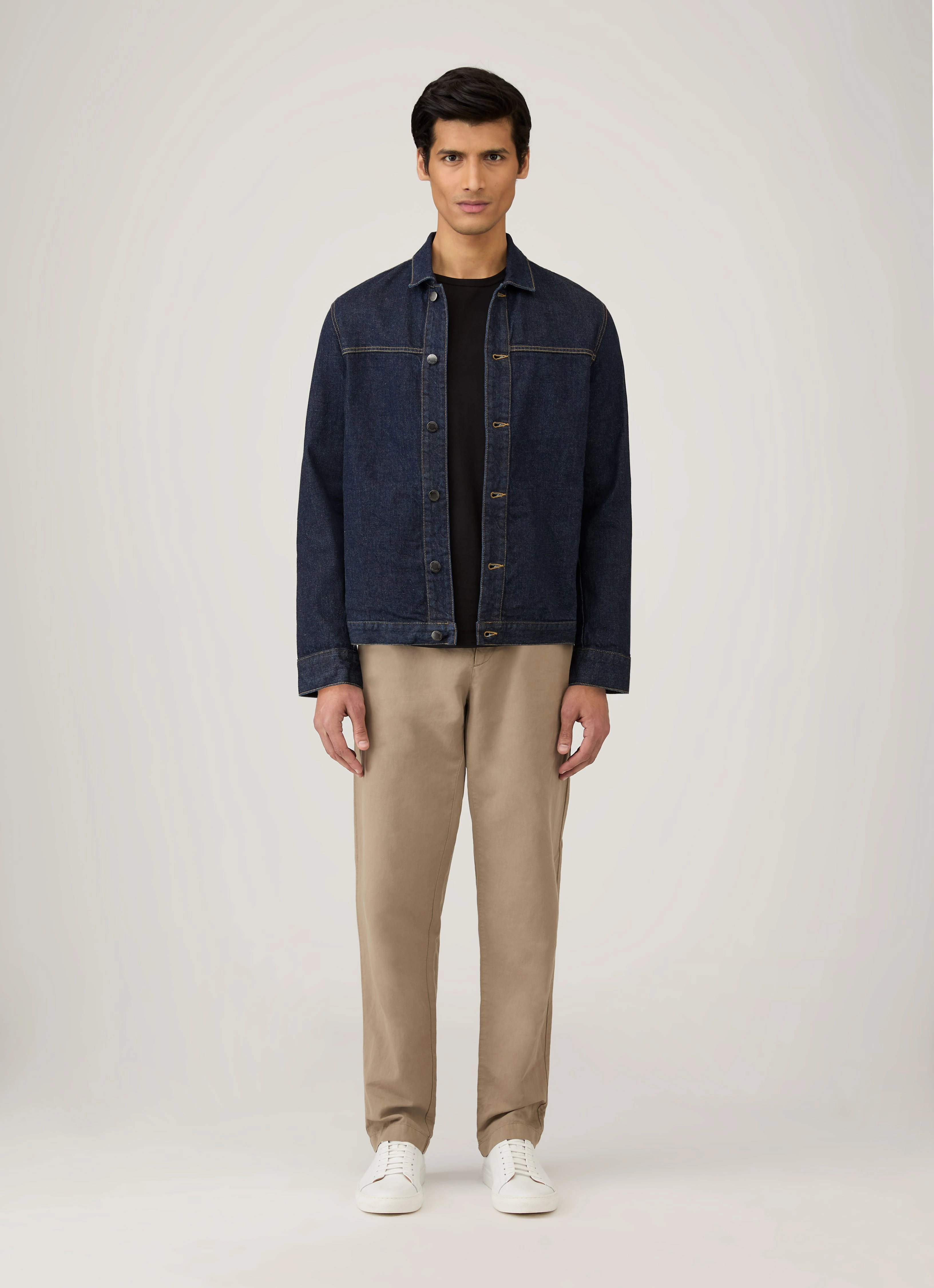 Men's Classic Long Sleeve T-shirt in Black Urban Fit