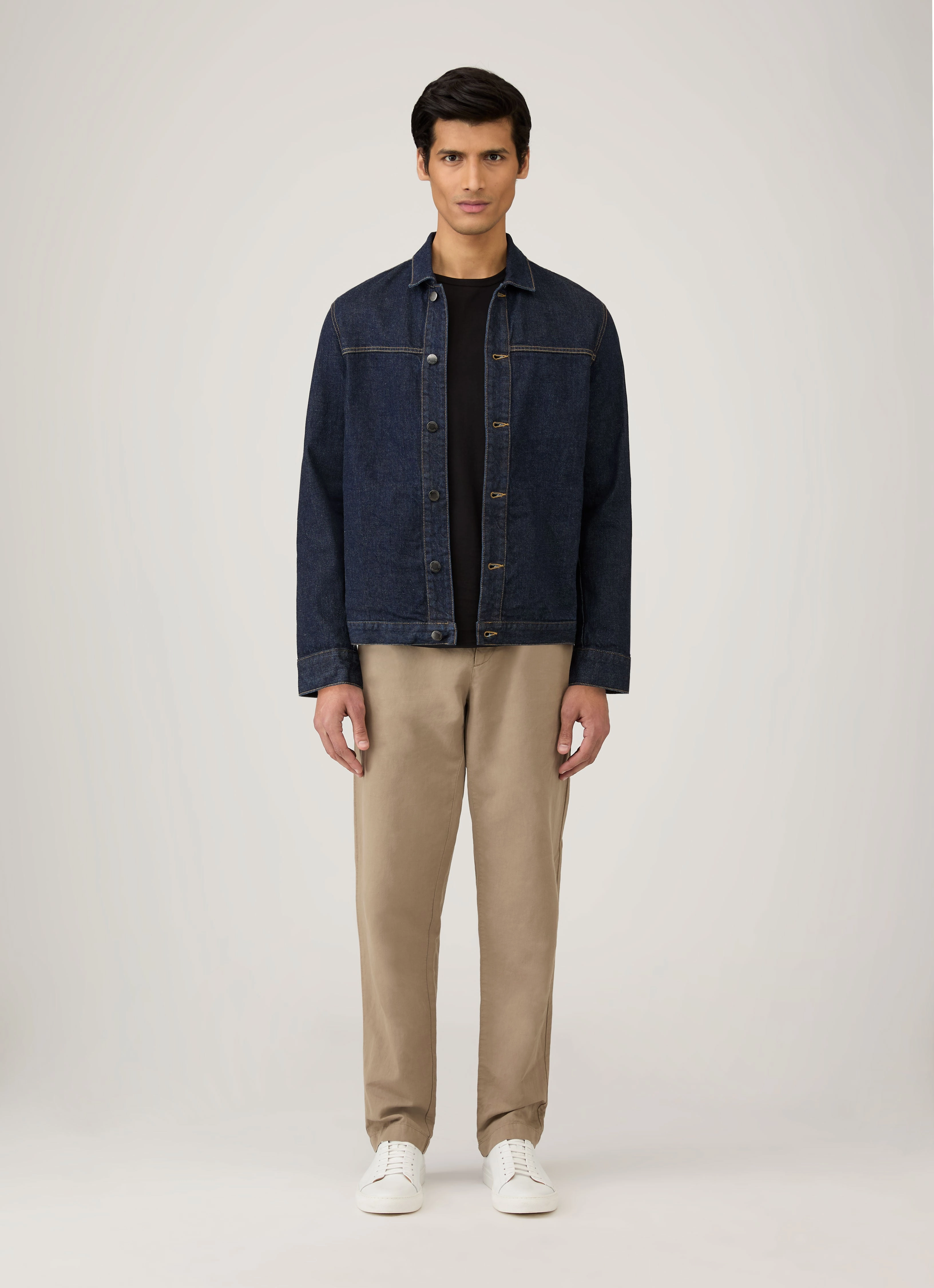 Men's Classic Long Sleeve T-shirt in Black Urban Fit