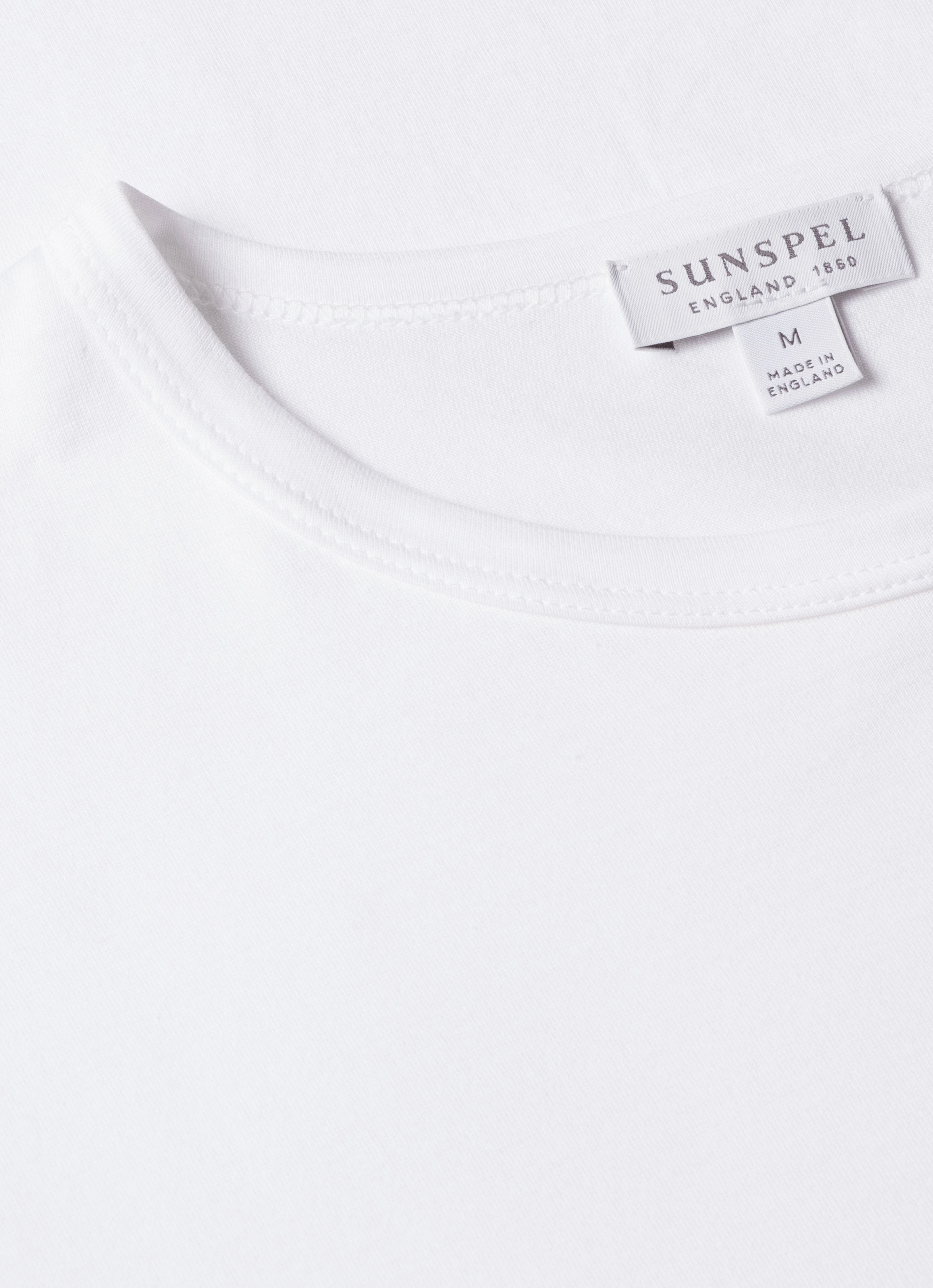 Men's Classic T-shirt in White Everyday apparel