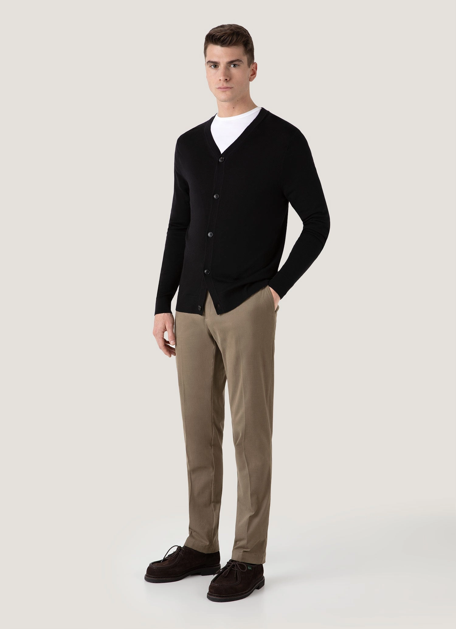 Men's Extra-Fine Merino Cardigan in Black Vintage Style