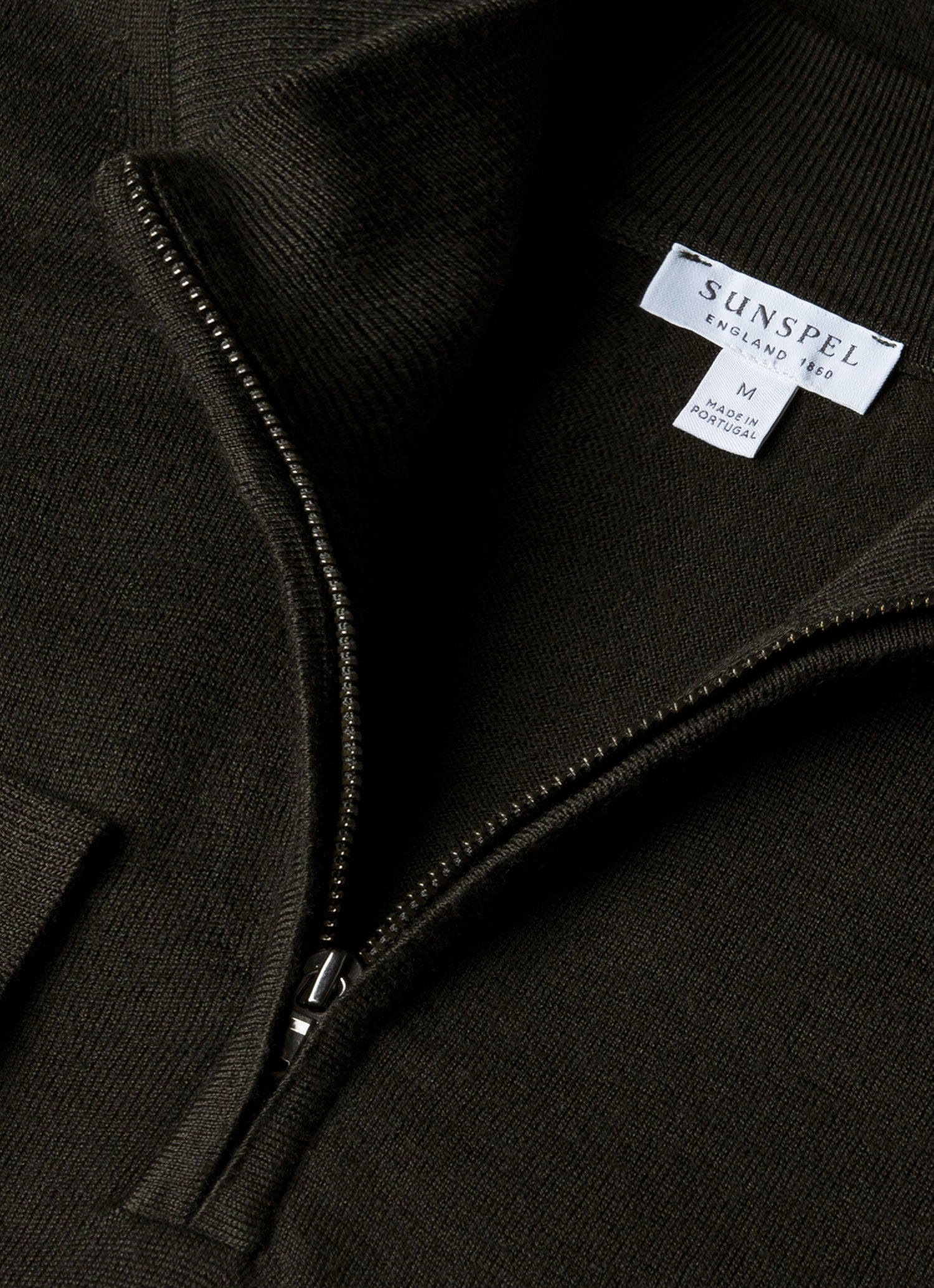 Men's Extra-Fine Merino Zip Neck in Dark Green Cable Knit Vintage