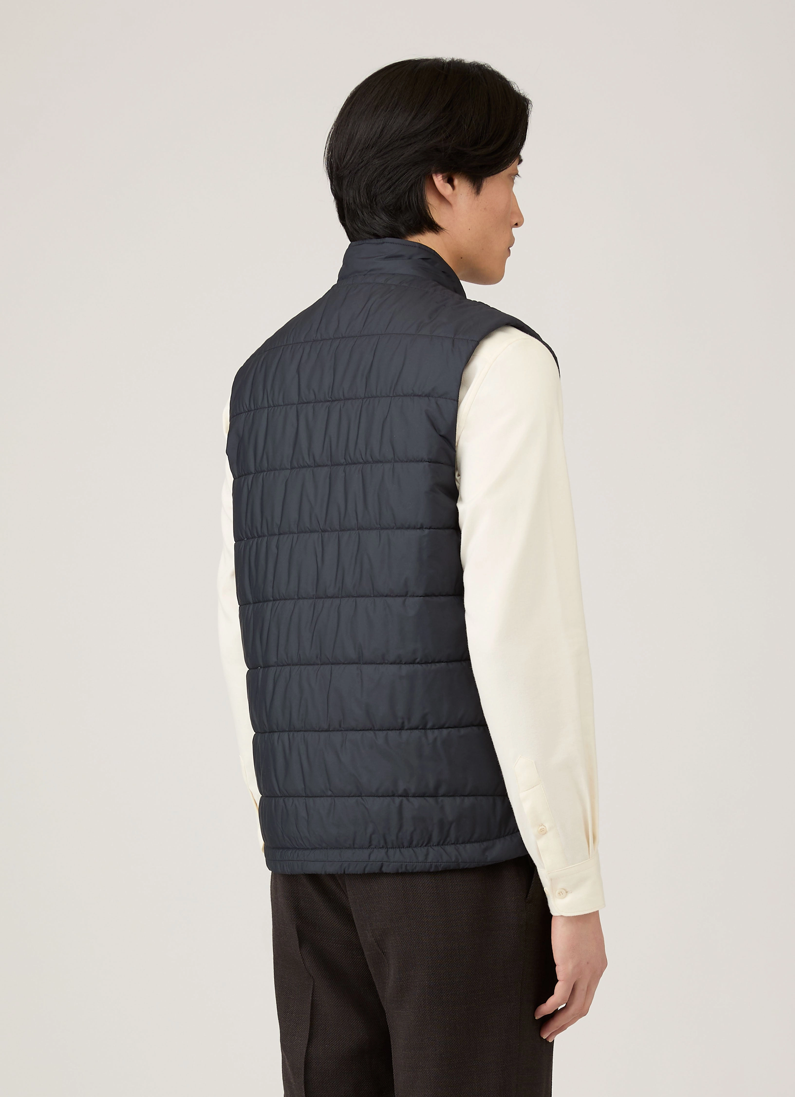 Men's Insulated Gilet in Navy fest snap