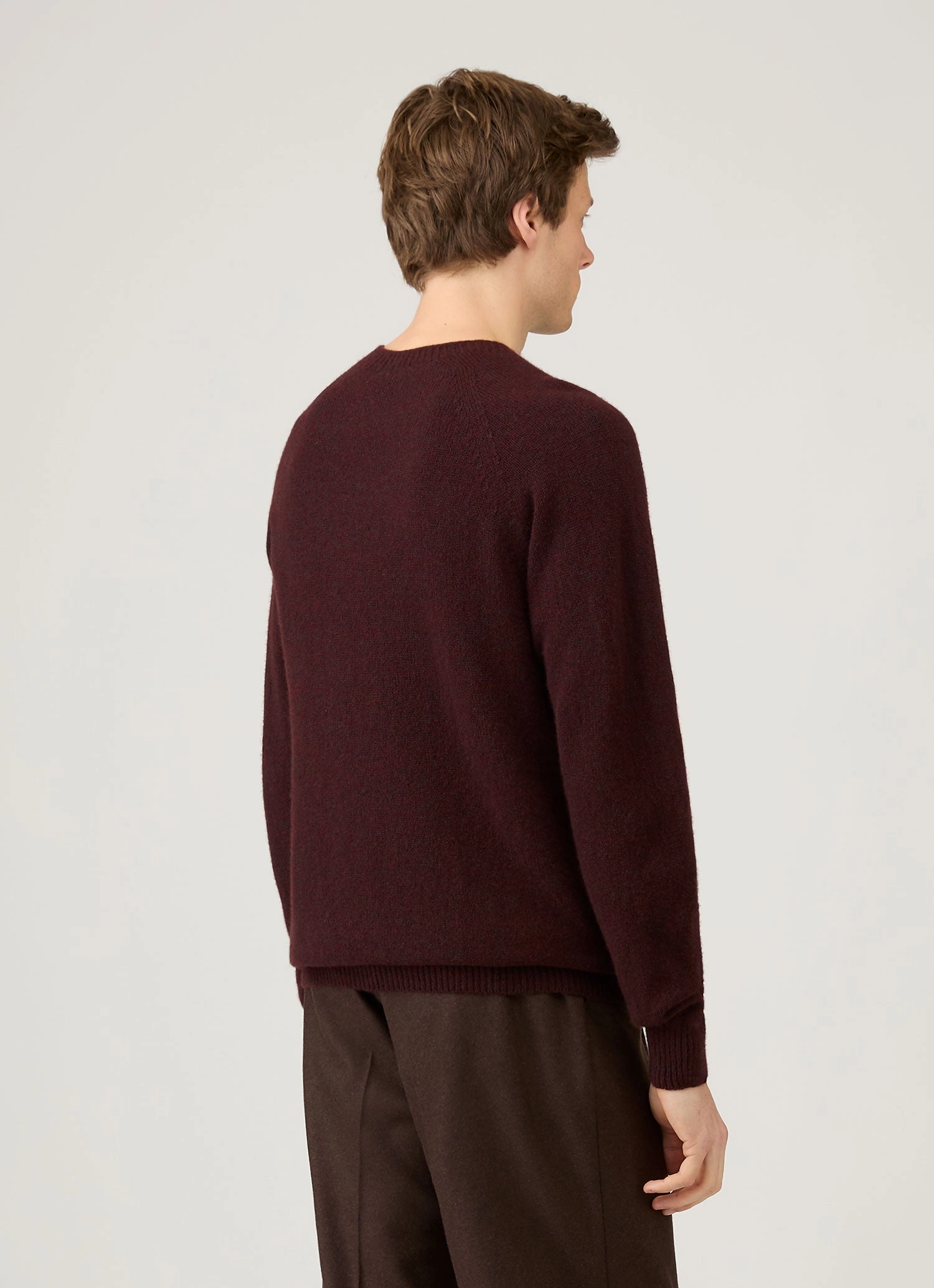 Men's Lambswool Crew Neck Jumper in Bakelite Twist Cold-resistant Windproof