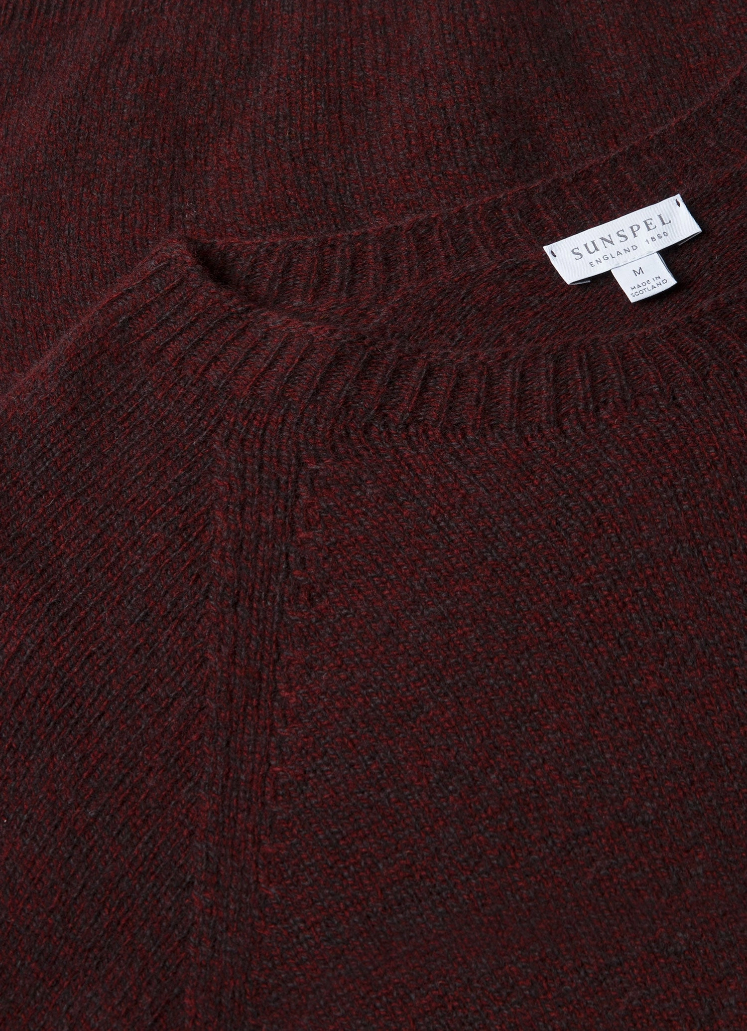 Men's Lambswool Crew Neck Jumper in Bakelite Twist Cold-resistant Windproof