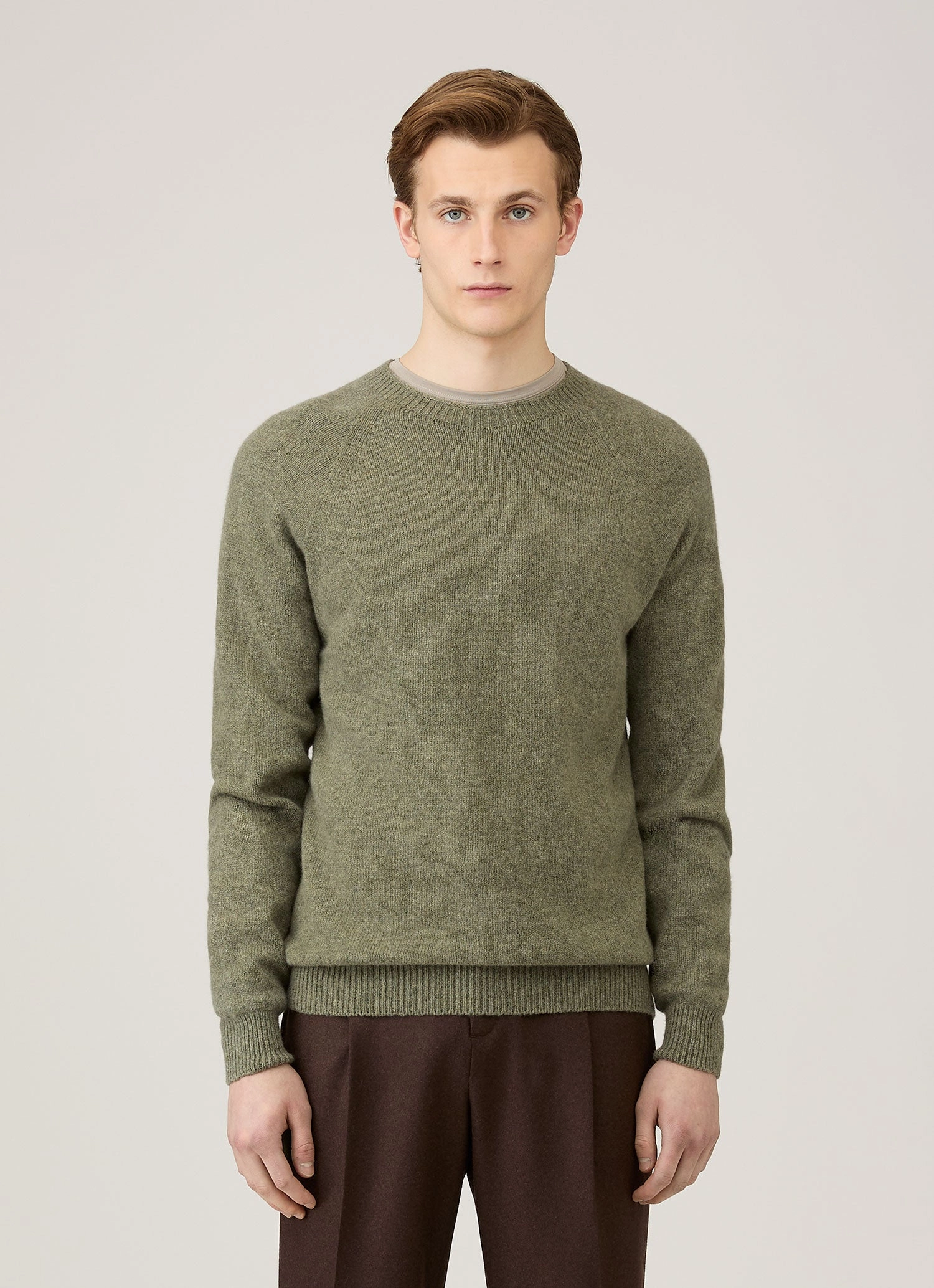Men's Lambswool Crew Neck Jumper in Sea Moss Round Neck Minimal