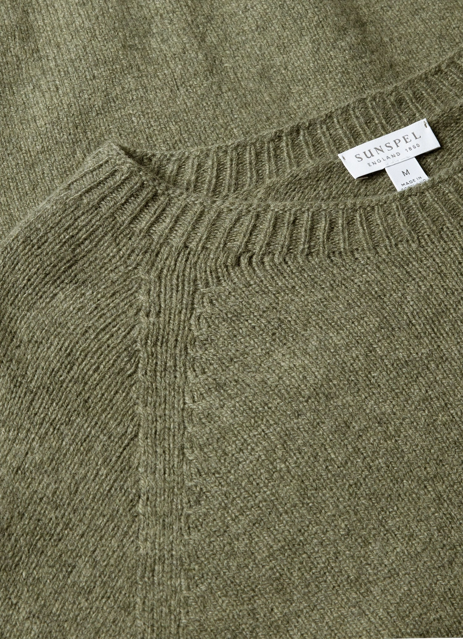 Men's Lambswool Crew Neck Jumper in Sea Moss Round Neck Minimal