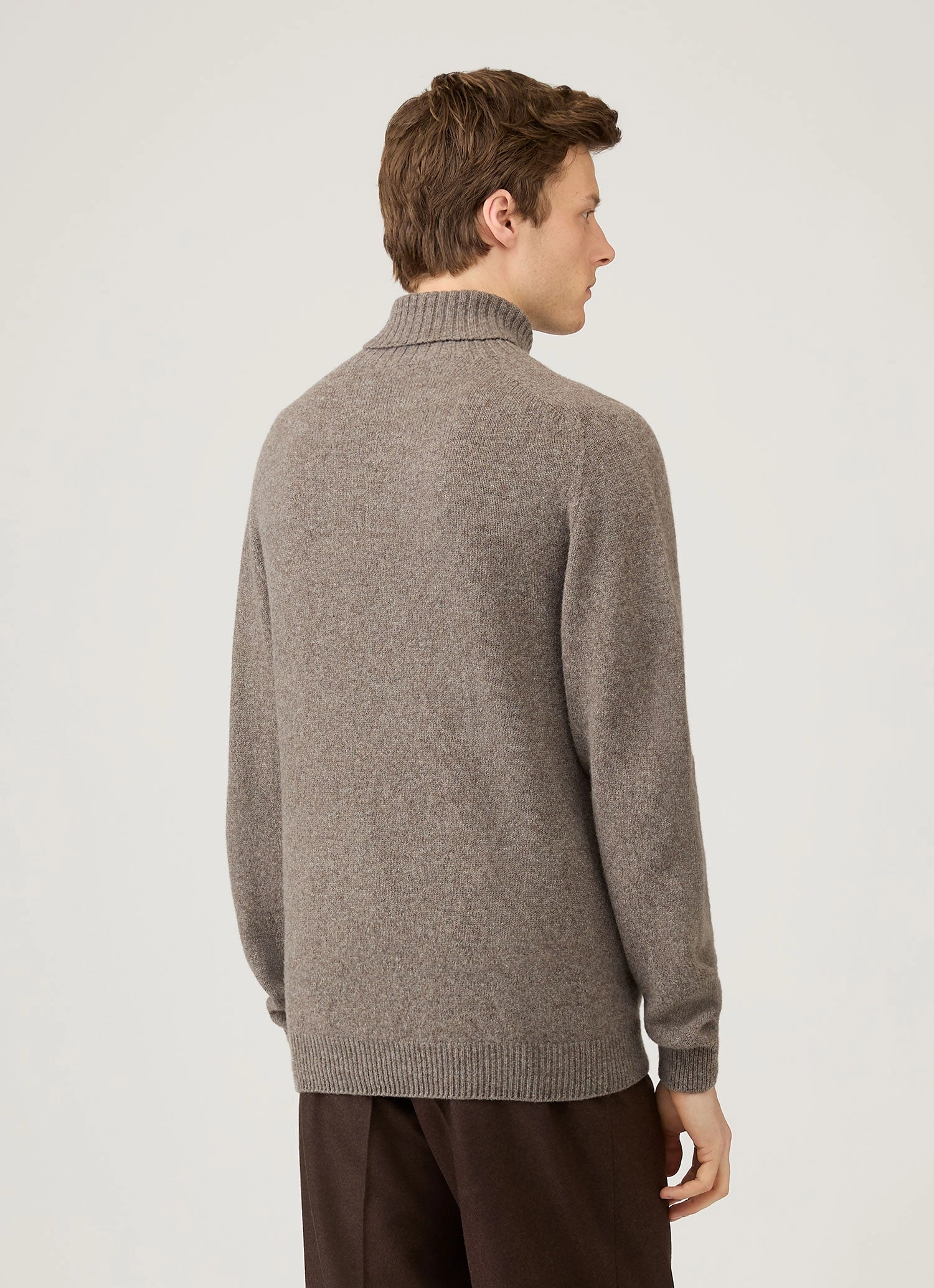 Men's Lambswool Roll Neck in Bark High Elasticity