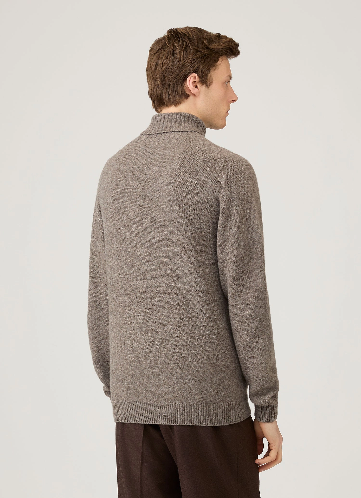 Men's Lambswool Roll Neck in Bark High Elasticity