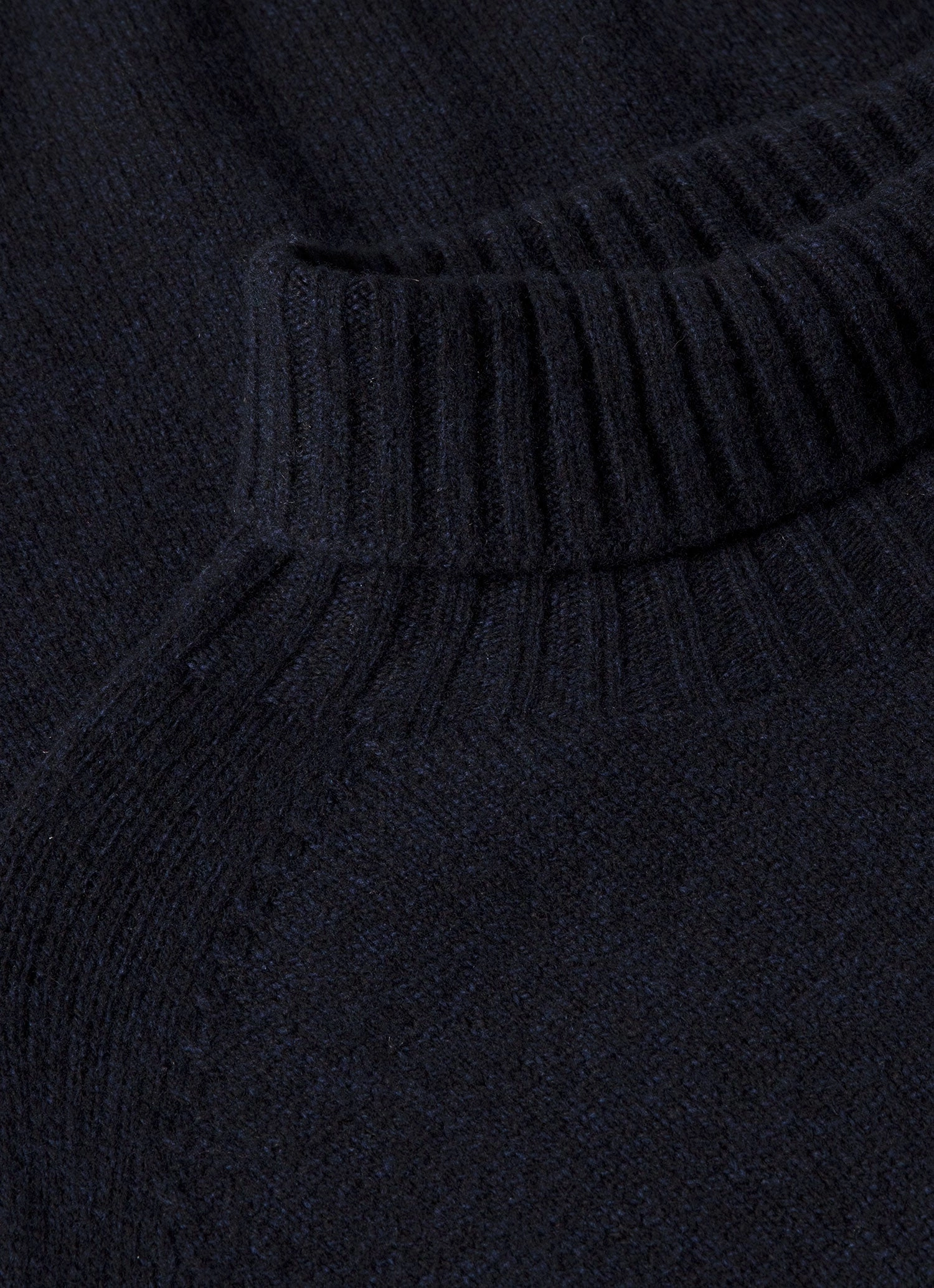 Men's Lambswool Roll Neck in Dark Navy Mouline Cashmere Soft
