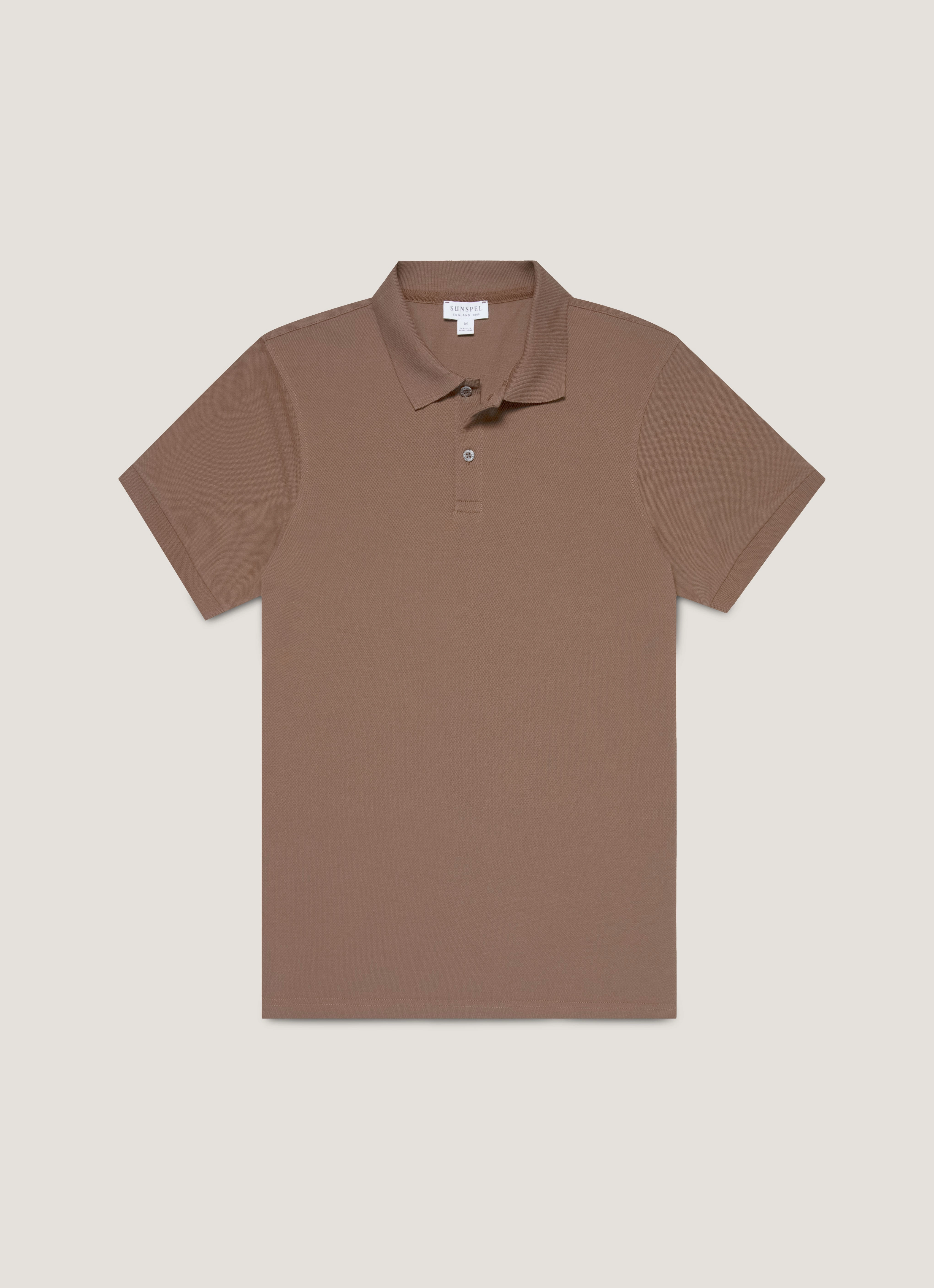Men's Piqu?? Polo Shirt in Bark Relax Casual Classic style look