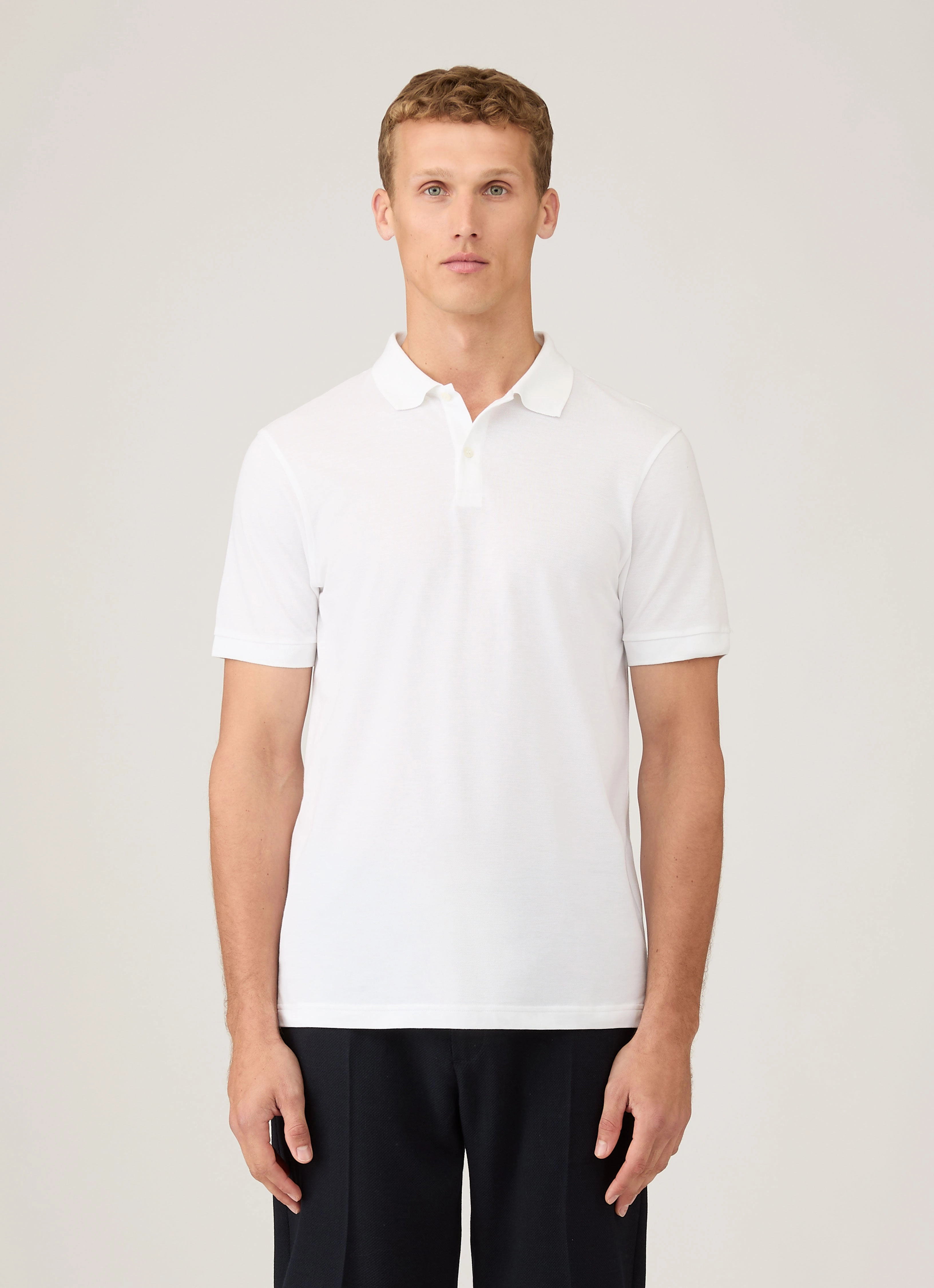 Men's Piqu?? Polo Shirt in White Signature Shape Daily