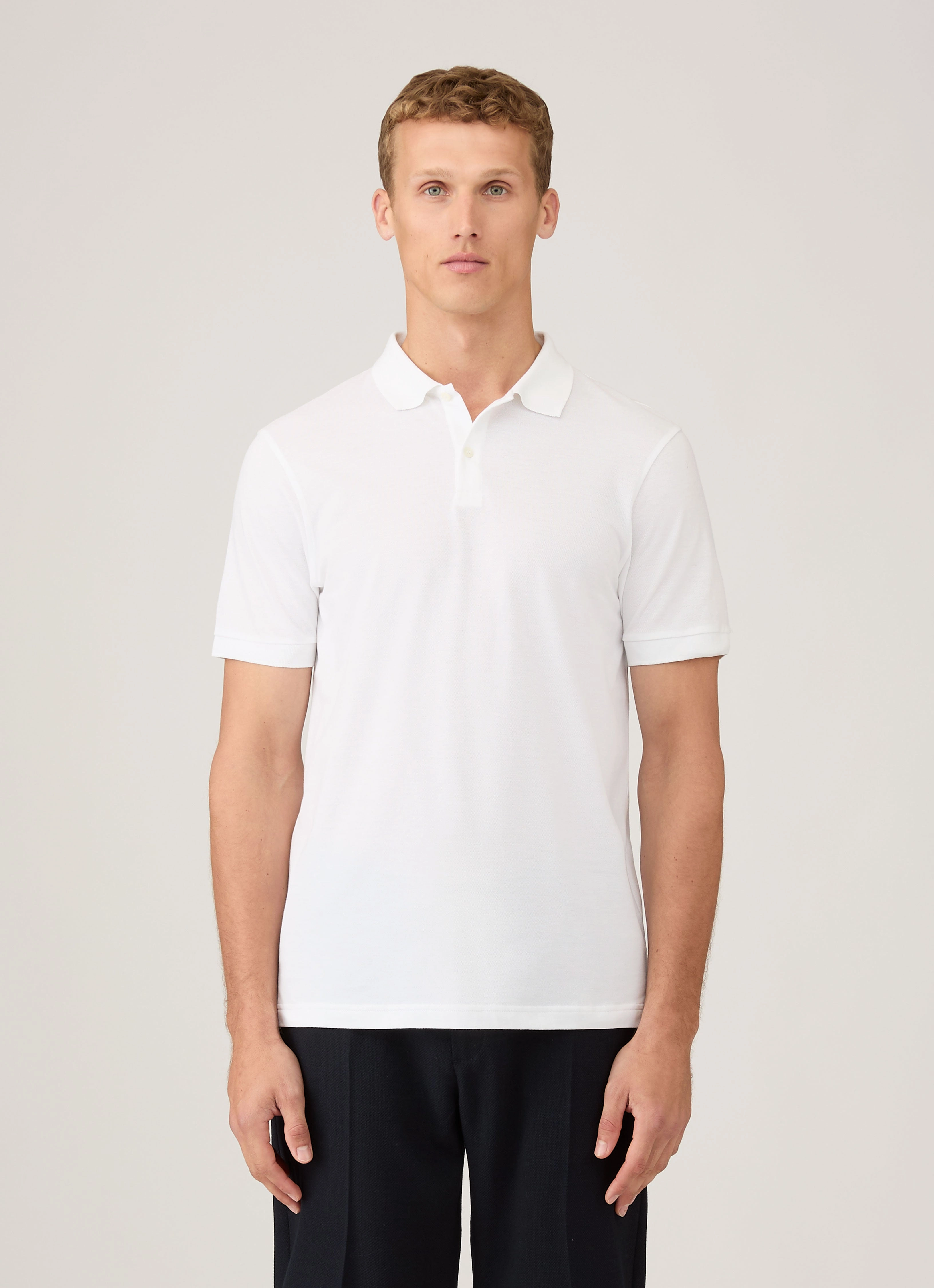 Men's Piqu?? Polo Shirt in White Signature Shape Daily