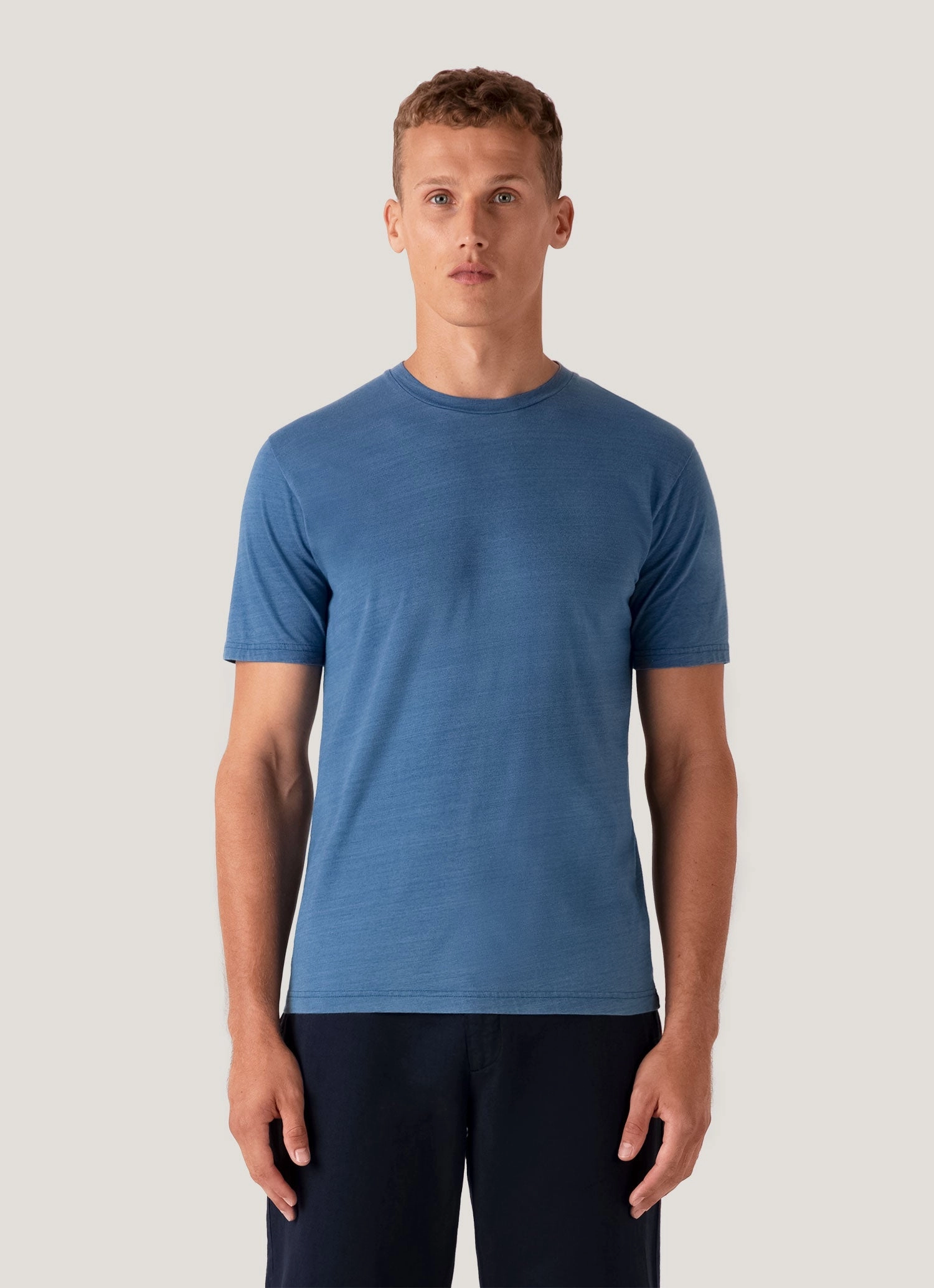 Men's Riviera Midweight T-shirt in Mid Indigo Wash Street Flow