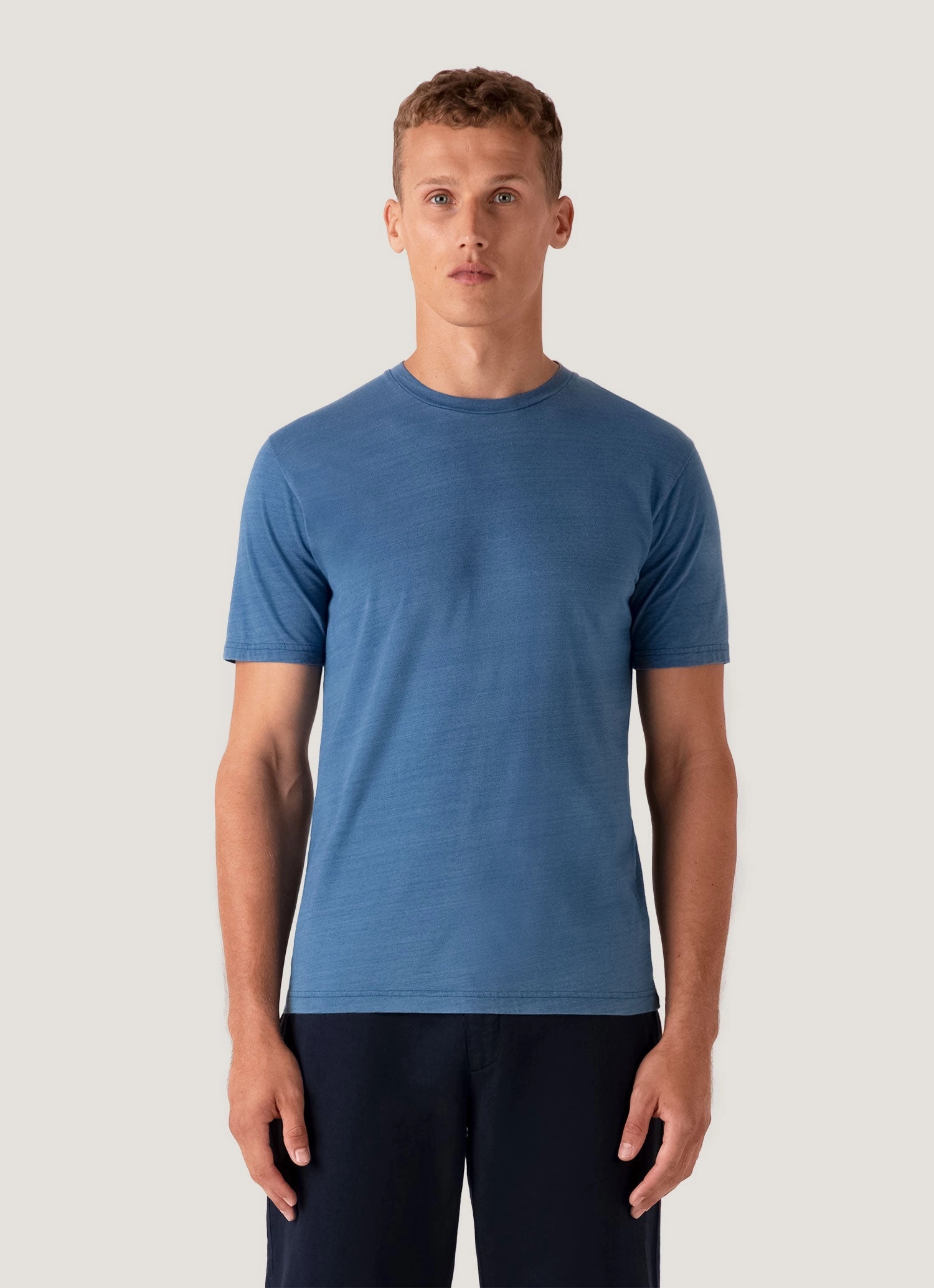 Men's Riviera Midweight T-shirt in Mid Indigo Wash Street Flow