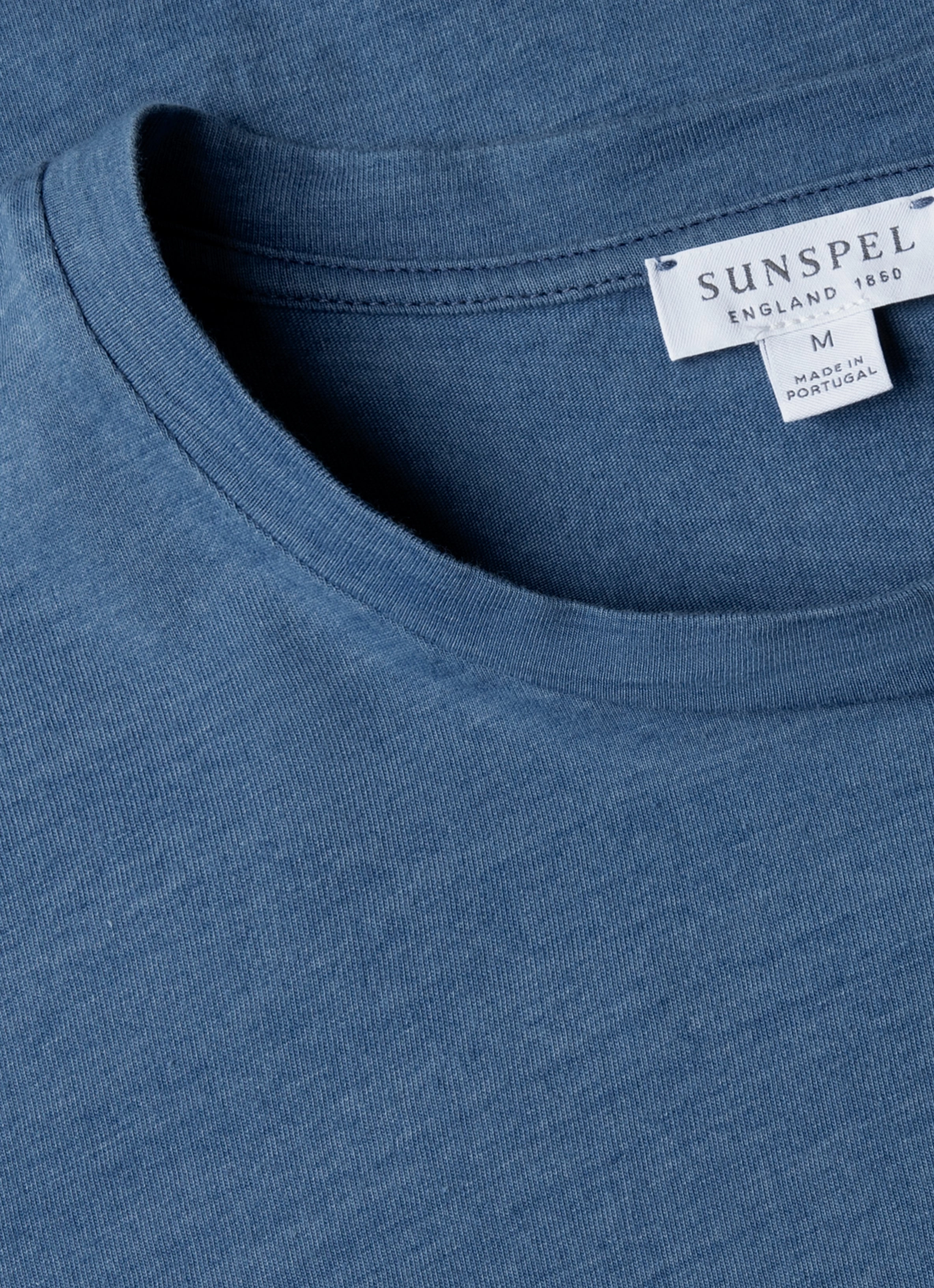 Men's Riviera Midweight T-shirt in Mid Indigo Wash Street Flow