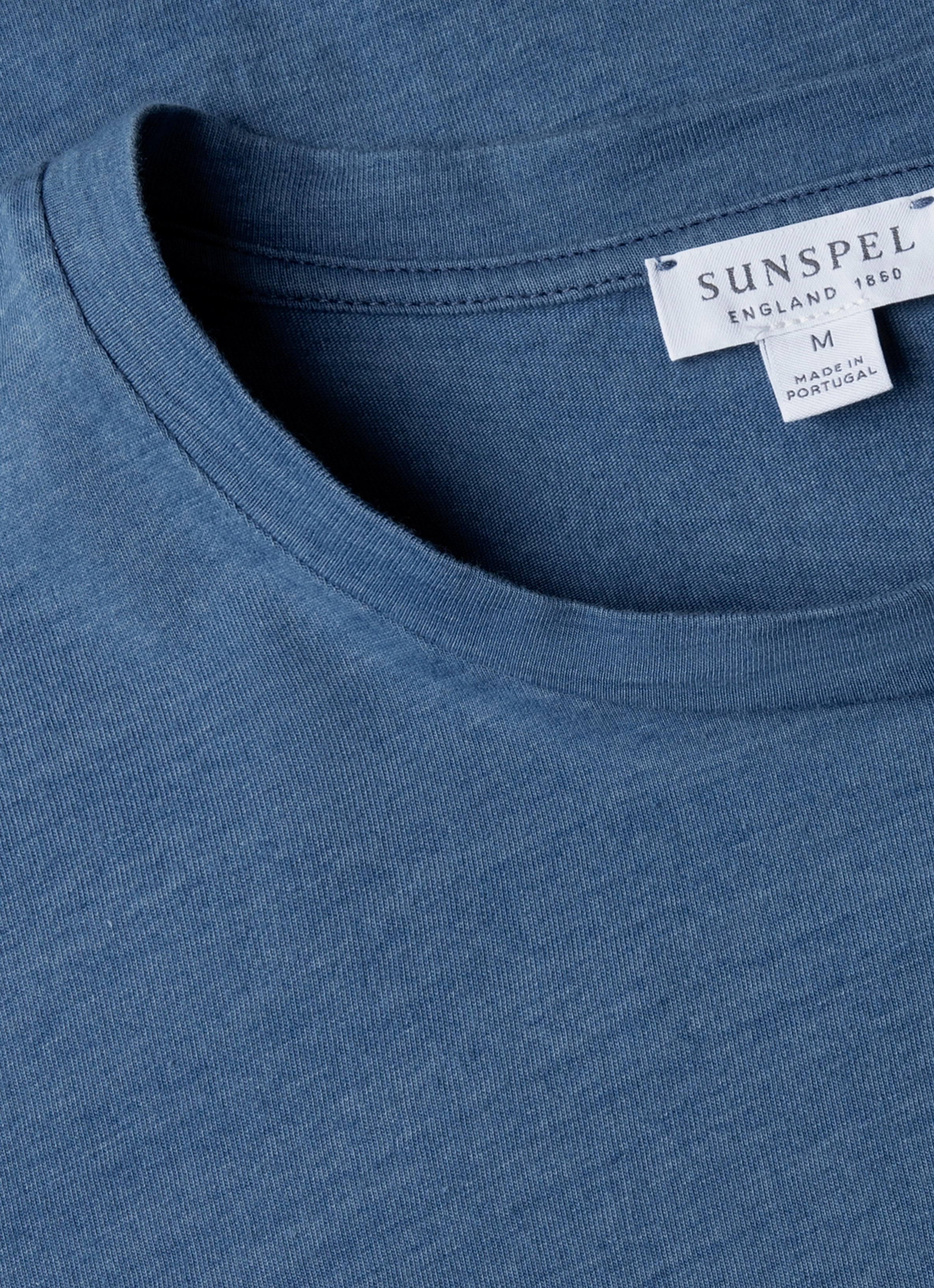 Men's Riviera Midweight T-shirt in Mid Indigo Wash Street Flow