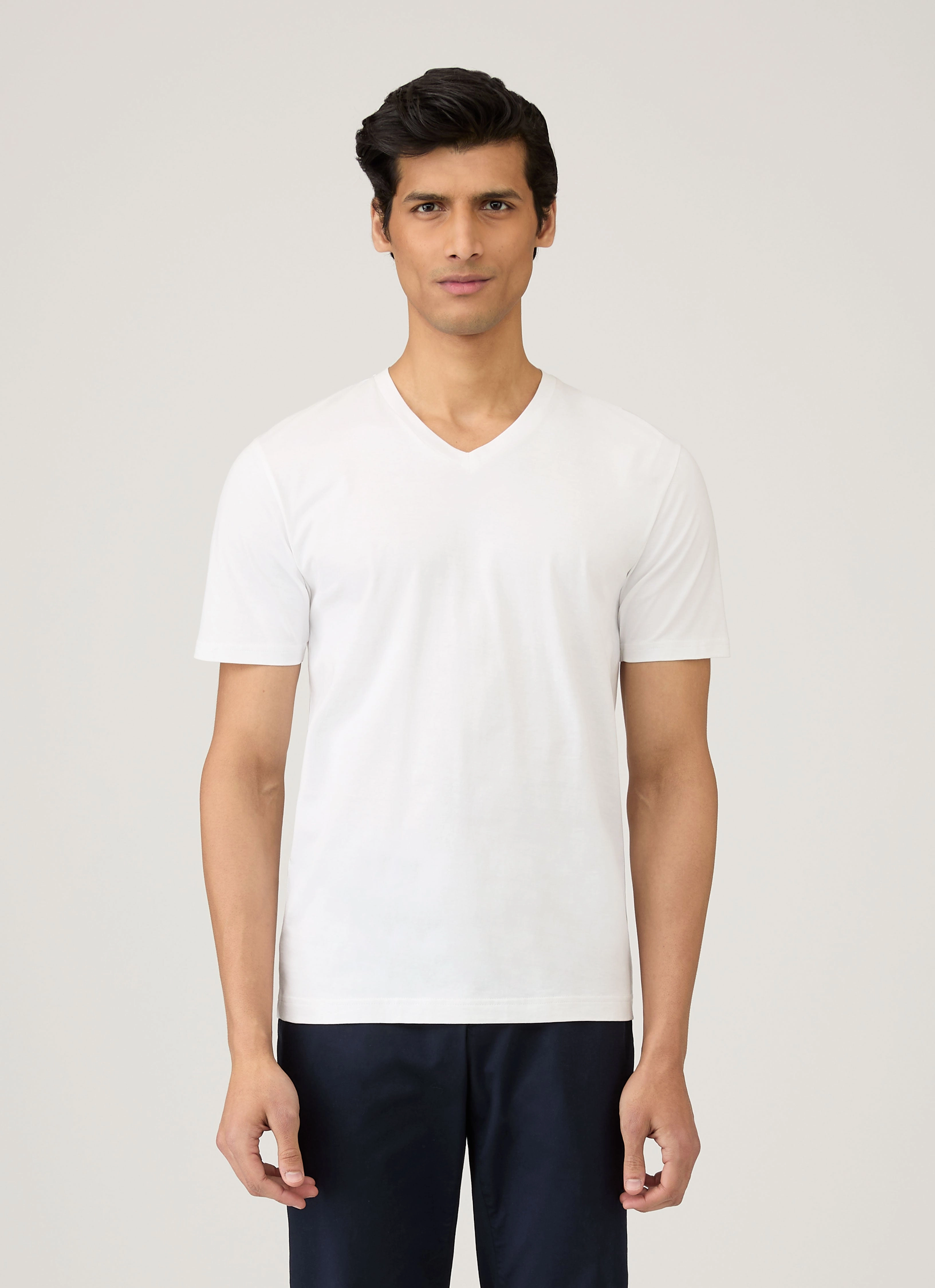 Men's Riviera V-neck T-shirt in White Lightweight Form Beach