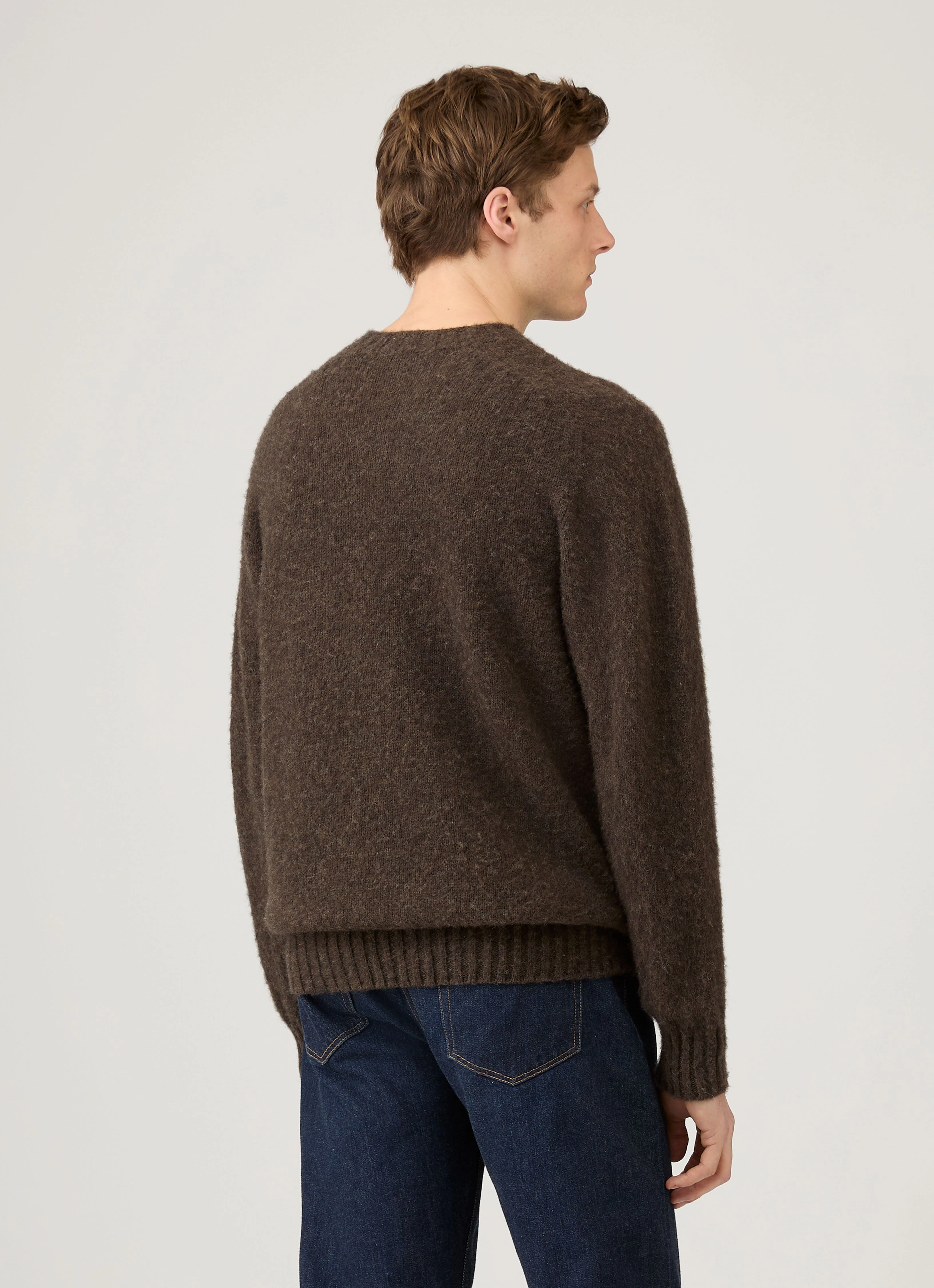 Men's Shetland Crew Neck Jumper in Bark Wear-resistant
